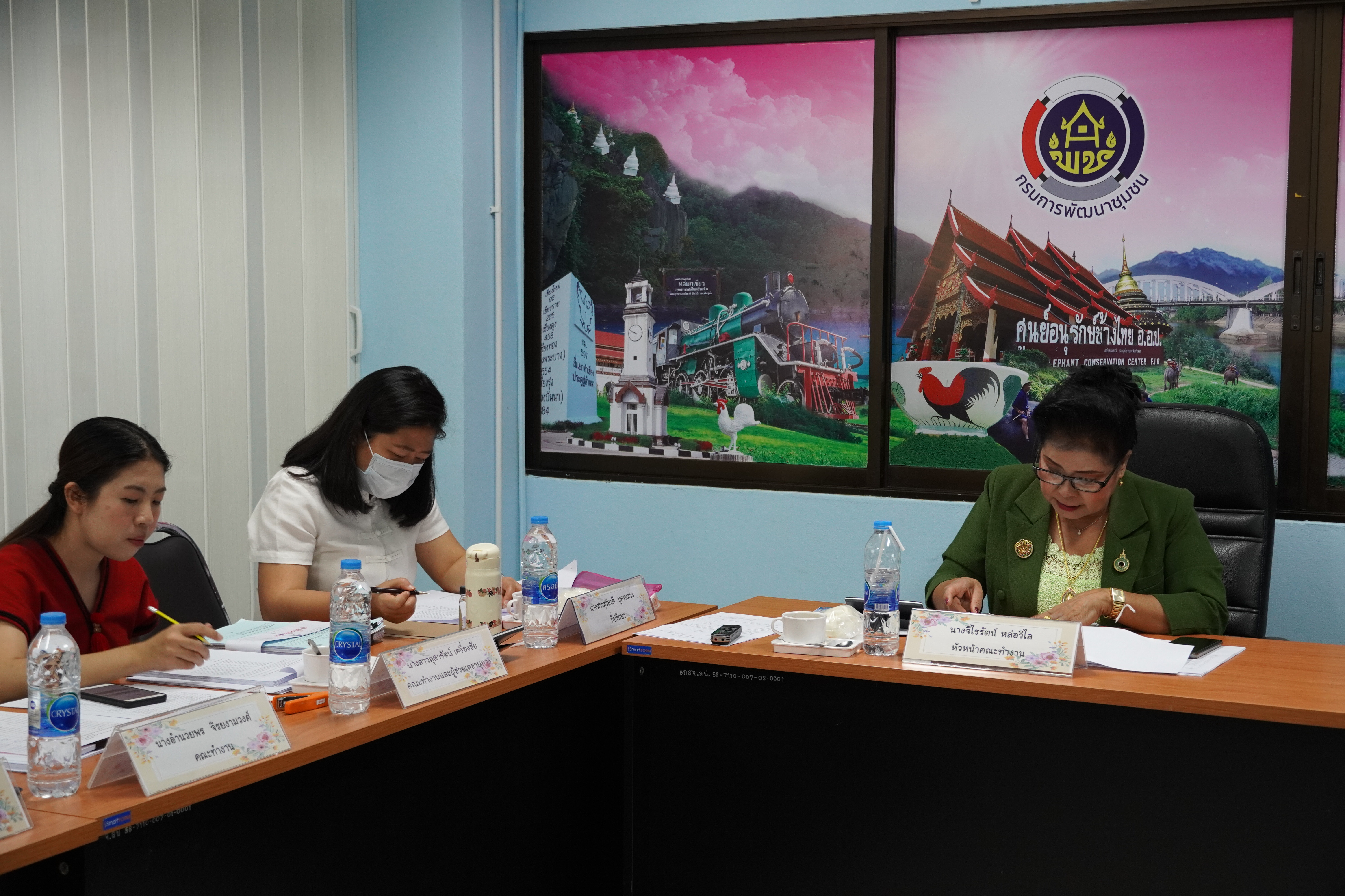 พช.ลำปาง ประชุมคณะทำงานขับเคลื่อนกองทุนพัฒนาบทบาทสตรีระดับจังหวัด