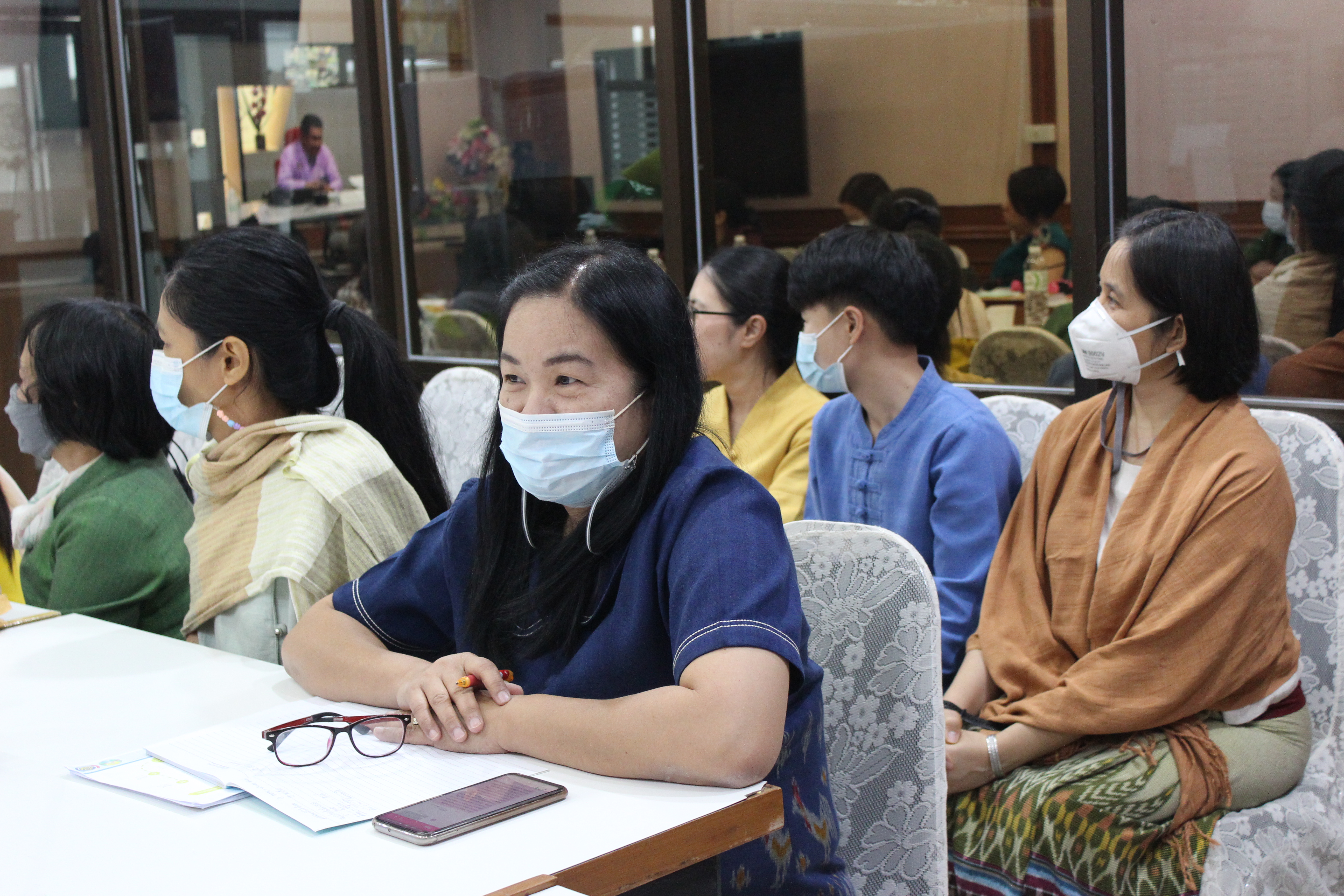 พช. ลำปาง ร่วมประชุมเพื่อซักซ้อมความเข้าใจในการดำเนินงาน โคก หนอง นา โมเดล ผ่านระบบวีดิทัศน์ทางไกล (Video Conference)