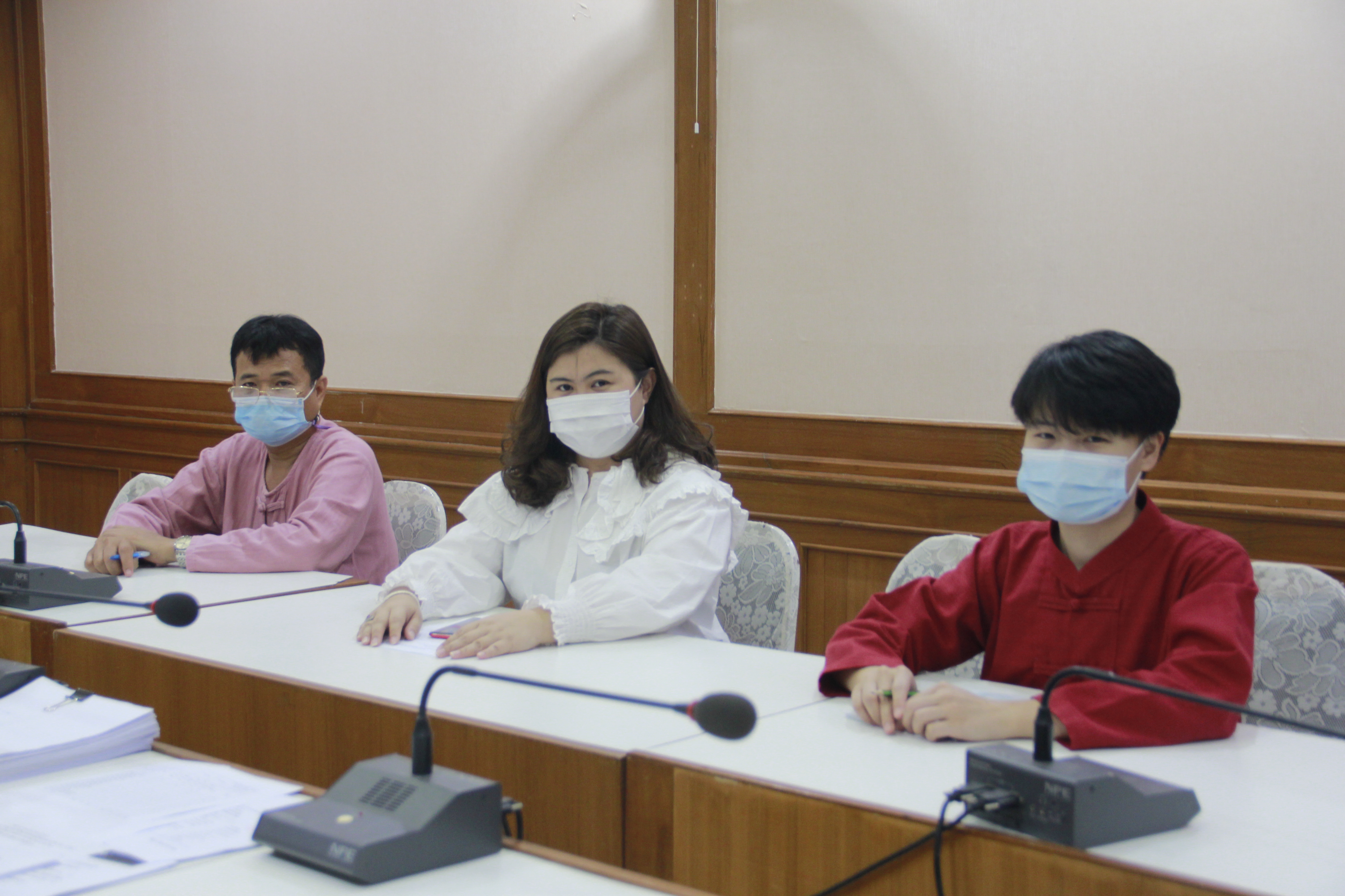 สพจ.ลำปาง รับฟังการประชุมขับเคลื่อนการพัฒนาคุณภาพชีวิตตามหลักทฤษฎีใหม่ประยุกต์ สู่ “โคก หนอง นา โมเดล” ผ่านระบบวีดิทัศน์ทางไกล (Video Conference)