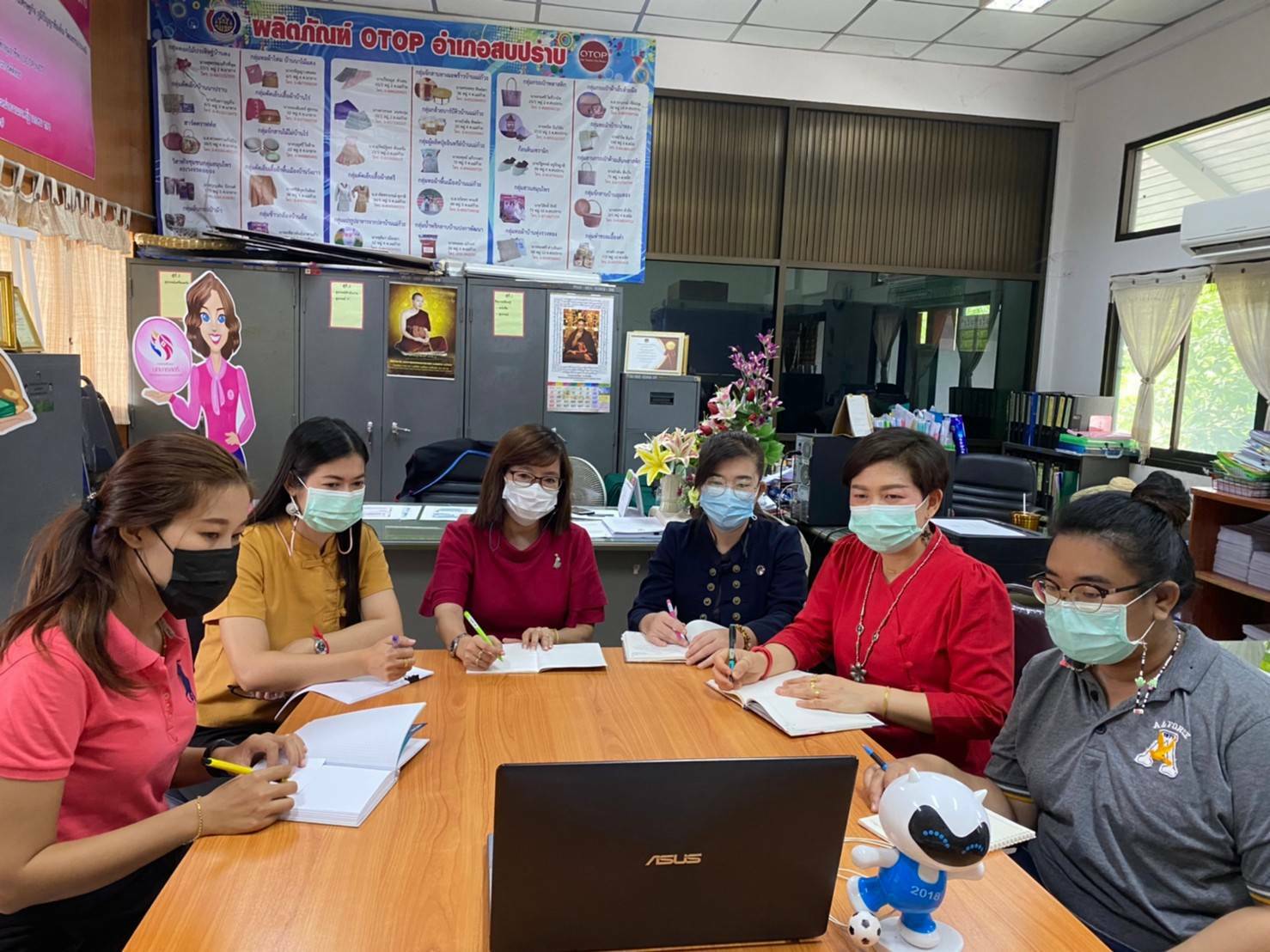 พช.ลำปาง ร่วมรับฟังการประชุมกรมการพัฒนาชุมชน ครั้งที่ 5/2564 ผ่านระบบวีดิทัศน์ทางไกล (Video Conference) และระบบ TV พช.
