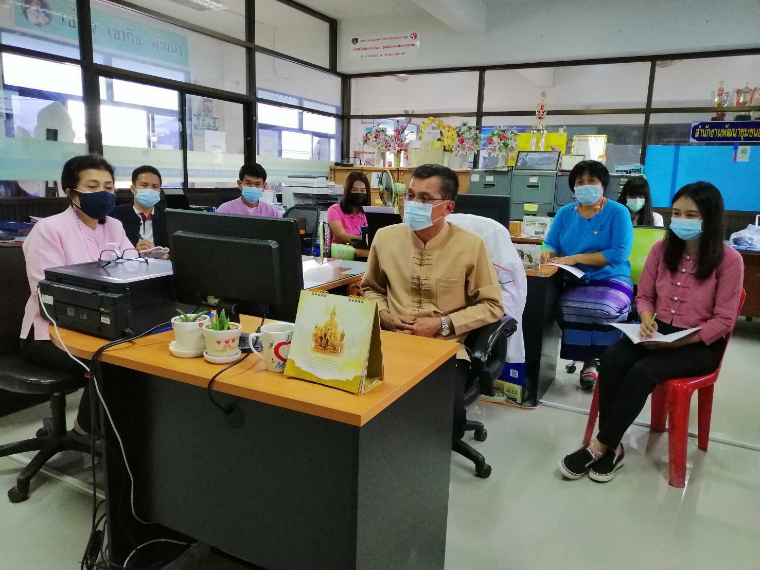 พช.ลำปาง ร่วมรับฟังการประชุมกรมการพัฒนาชุมชน ครั้งที่ 5/2564 ผ่านระบบวีดิทัศน์ทางไกล (Video Conference) และระบบ TV พช.