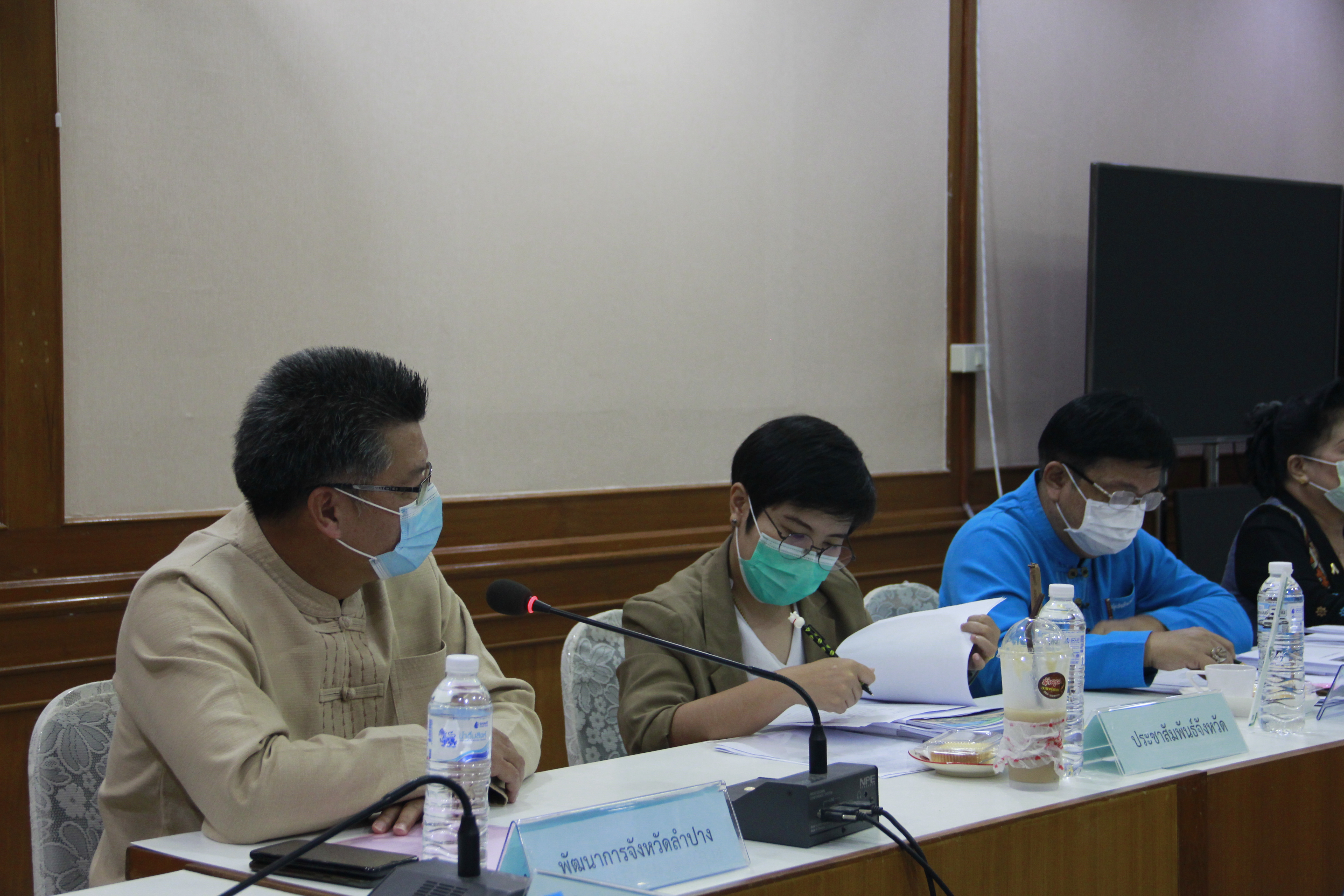 พช.ลำปาง ประชุมคัดเลือกบุคคลต้นแบบและเชิดชูเกียรติการน้อมนำแนวพระราชดำริของสมเด็จพระกนิษฐาธิราชเจ้า กรมสมเด็จพระเทพรัตนราชสุดา ฯ สยามบรมราชกุมารี สร้างความมั่นคงทางอาหาร สู่ปฏิบัติการ 90 วัน ปลูกผักสวนครัวเพื่อสร้างความมั่นคงทางอาหาร รอบ 2
