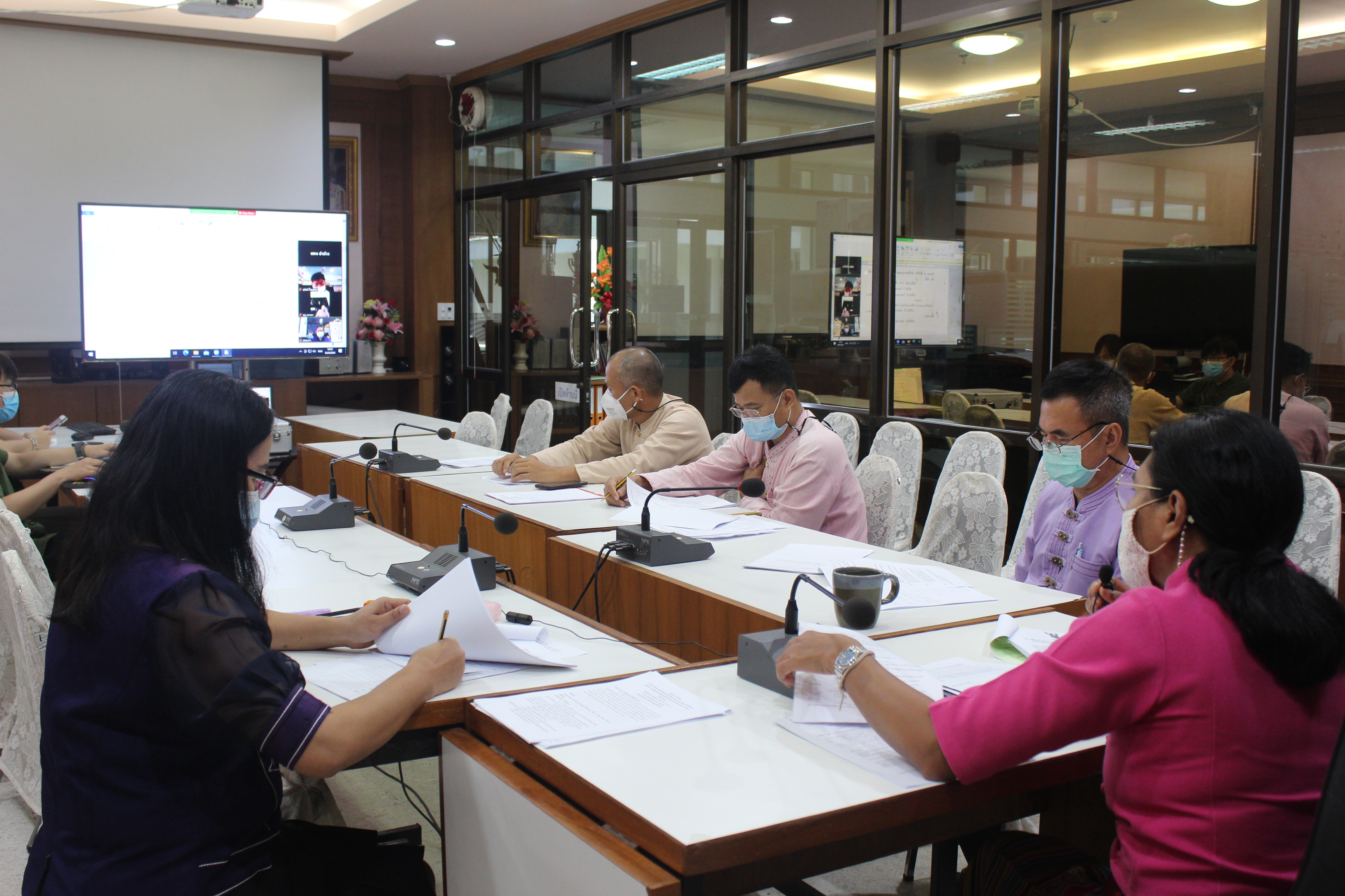 พช.ลำปาง ประชุมคณะทำงานพิจารณาจัดทำข้อตกลง การปฏิบัติราชการ และการประเมินผลการปฏิบัติราชการ ครั้งที่ 3/2564  ประจำปีงบประมาณ พ.ศ. 2564  ด้วยระบบการประชุมออนไลน์ Zoom Meeting