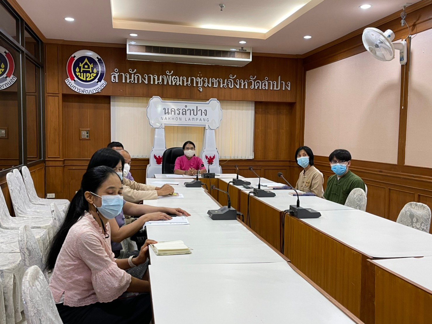 พช.ลำปาง ร่วมรับฟังการประชุมกรมการพัฒนาชุมชน ครั้งที่ 5/2564 ผ่านระบบวีดิทัศน์ทางไกล (Video Conference) และระบบ TV พช.