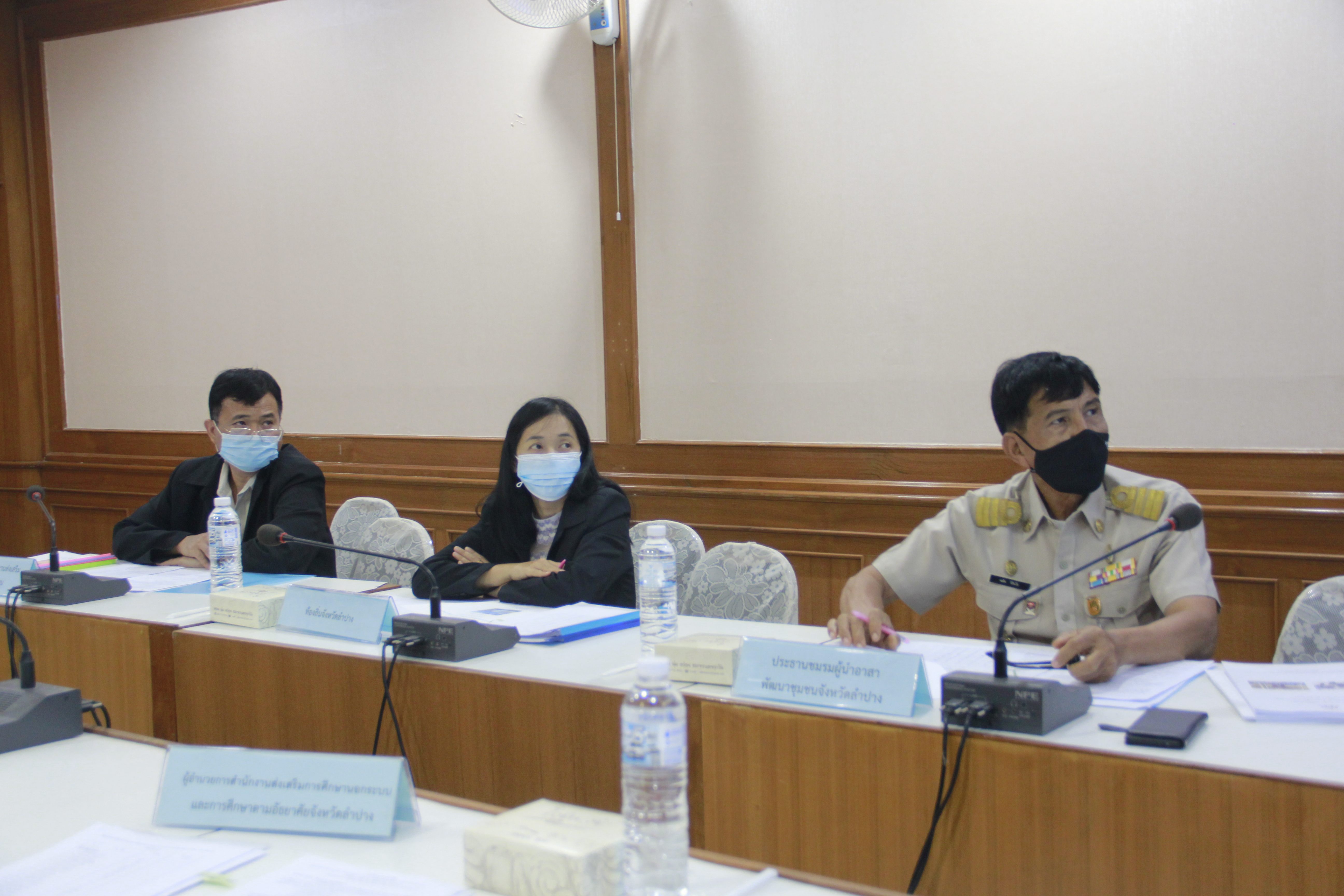 พช. ลำปาง ดำเนินการประชุมคณะกรรมการรับรองมาตรฐานการพัฒนาชุมชนจังหวัด (มชช.) ประจำปี 2564