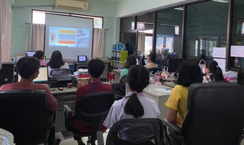 ? พช.ลำปาง ร่วมรับฟังการประชุมสร้างความเข้าใจคู่มือการปฏิบัติงานกระบวนงาน การจัดซื้อ/จัดจ้าง โครงการพัฒนาพื้นที่ต้นแบบการพัฒนาคุณภาพชีวิตตามหลักทฤษฎีใหม่ประยุกต์สู่ “โคก หนอง นา โมเดล”