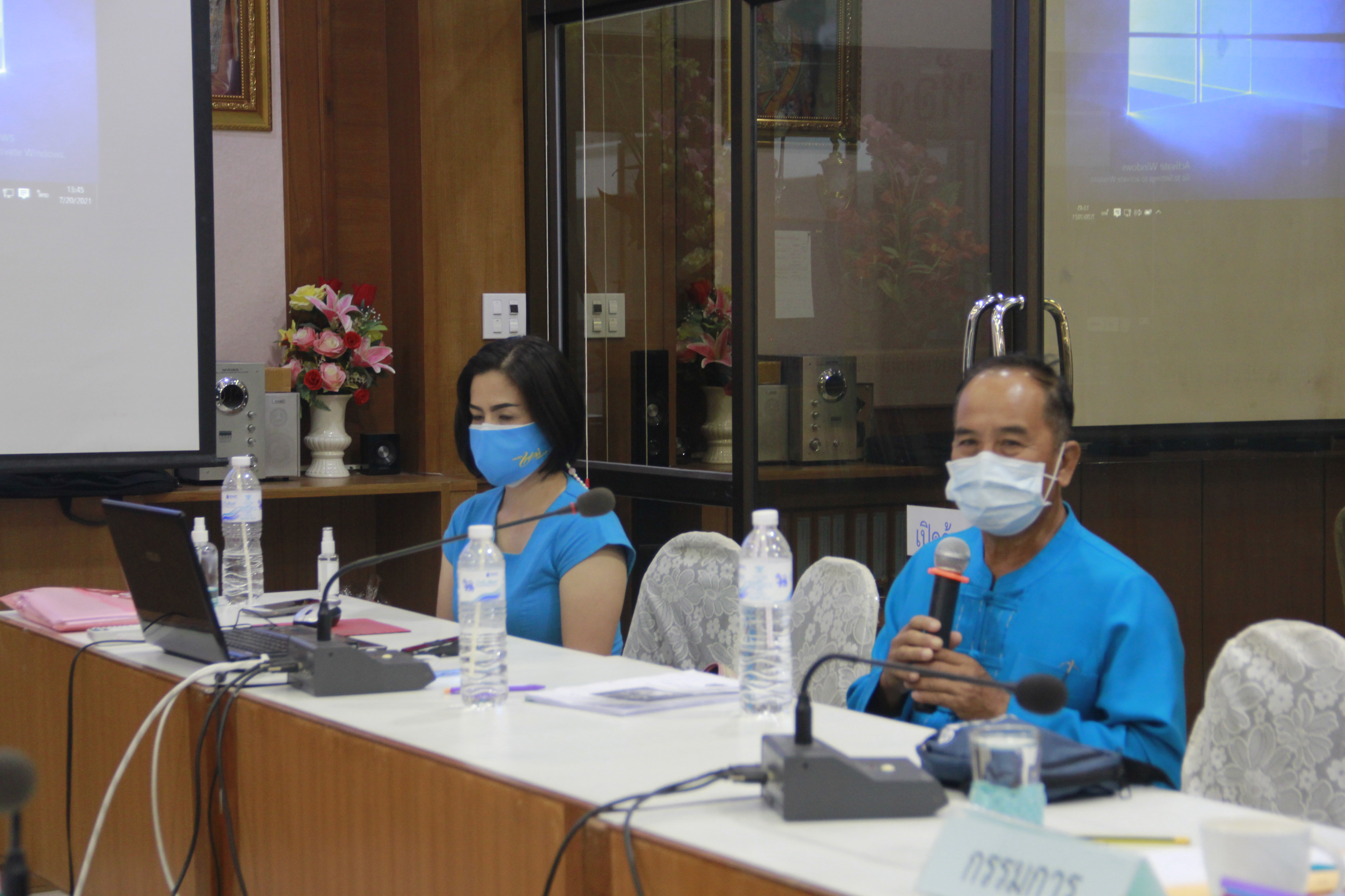 ?พช. ลำปาง ประชุมพิจารณากลั่นกรองกองทุนแม่ของแผ่นดินดีเด่นระดับจังหวัด