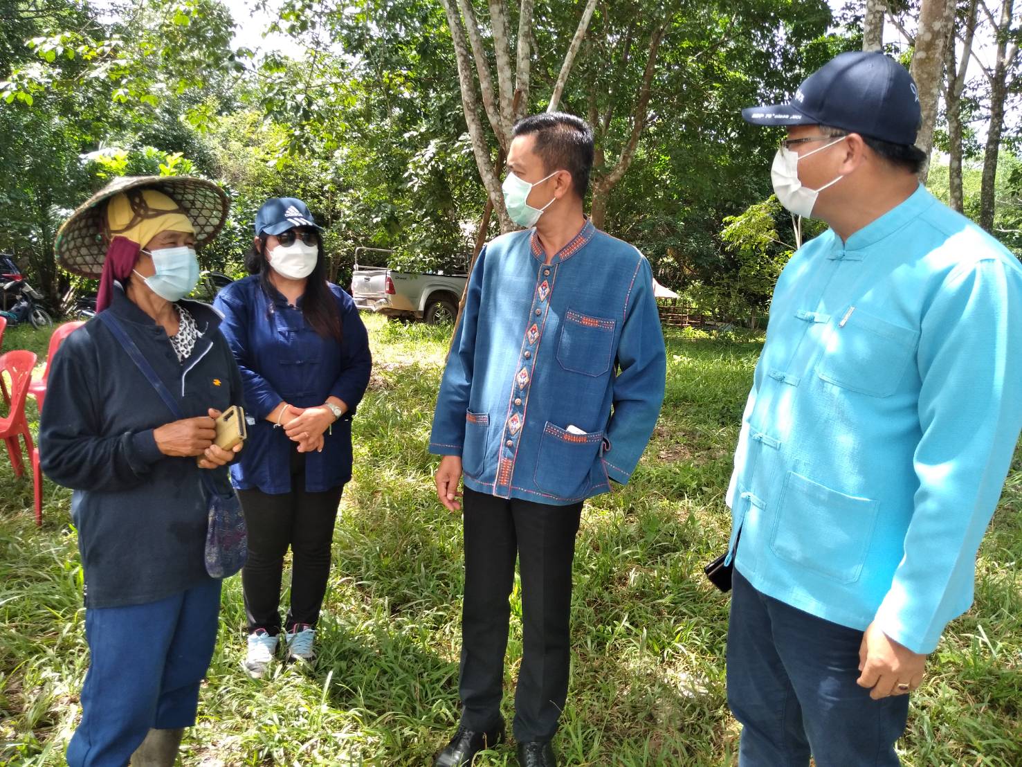รองพ่อเมืองลำปาง ลงพื้นที่ติดตามความก้าวหน้า โครงการพัฒนาพื้นที่ต้นแบบการพัฒนาคุณภาพชีวิตตามหลักทฤษฎีใหม่ประยุกต์ สู่ “โคก หนอง นา โมเดล” (“โคก หนอง นา พช.”)