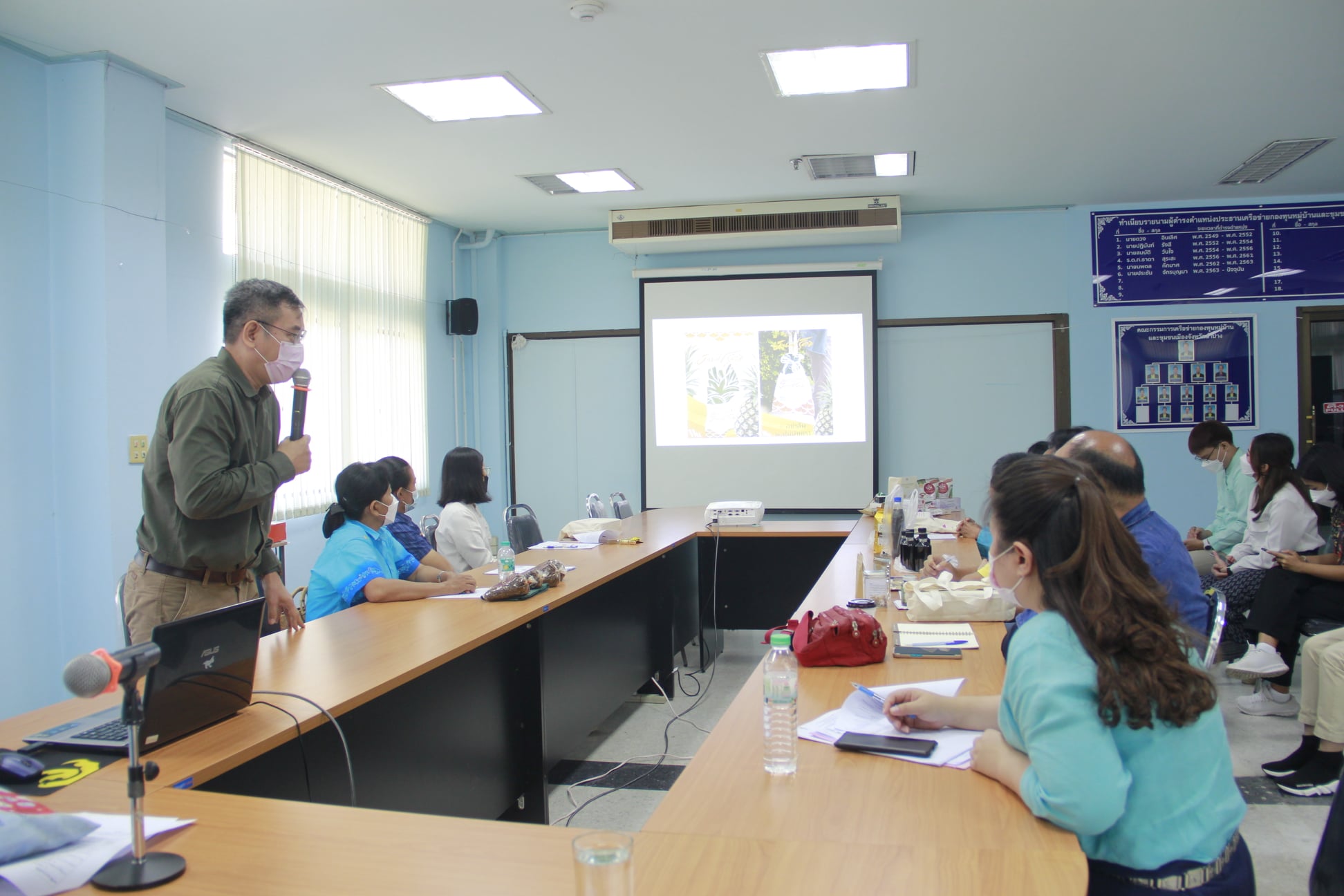 พช.ลำปาง ดำเนินโครงการพัฒนาผลิตภัณฑ์ OTOP ไทยสู้ภัยสถานการณ์การแพร่ระบาดของโรคติดเชื้อไวรัสโคโรนา 2019  (COVID – 19)