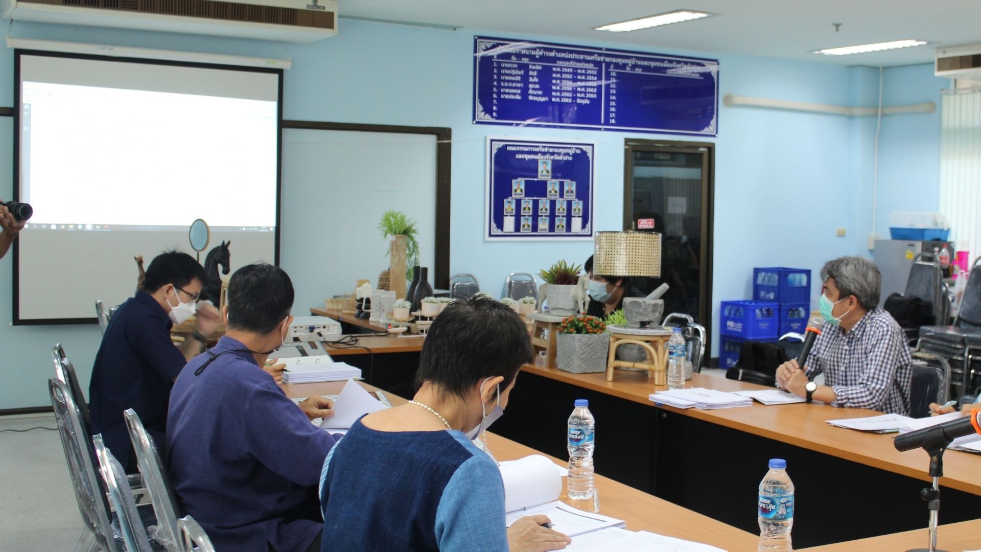 พช.ลำปาง  ดำเนินการตรวจรับงานจ้างตามโครงการพัฒนาผลิตภัณฑ์อัตลักษณ์ชุมชนเชิงสร้างสรรค์สู่ตลาดสากล กิจกรรมออกแบบและพัฒนาผลิตภัณฑ์หัตถอุตสาหกรรมจากการผสมผสานภูมิปัญญาท้องถิ่นที่หลากหลายเพื่อเพิ่มมูลค่าทางเศรษฐกิจ (ช่วงที่ 1 )