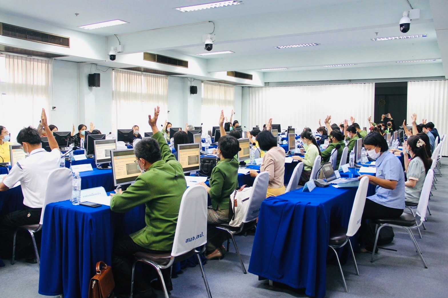 พช.ลำปาง  จัดประชุมนำเสนอผลการจัดเก็บและรับรองคุณภาพข้อมูลความจำเป็นพื้นฐาน( จปฐ.) และข้อมูลพื้นฐานระดับหมู่บ้าน (กชช. 2ค) ด้วยเครื่องมืออิเล็กทรอนิกส์ จังหวัดลำปาง ประจำปีงบประมาณ พ.ศ. 2564
