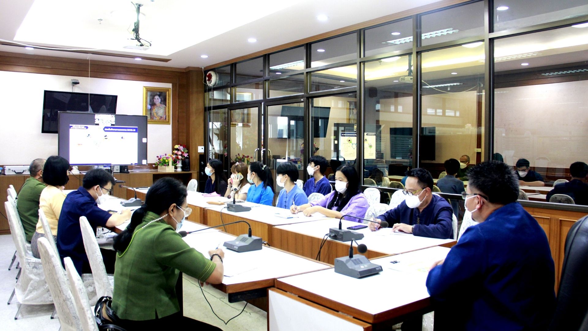พช.ลำปาง เข้าร่วมการประชุมมอบนโยบายและแนวทางการดำเนินงานพัฒนาชุมชน ประจำปี งบประมาณ 2565