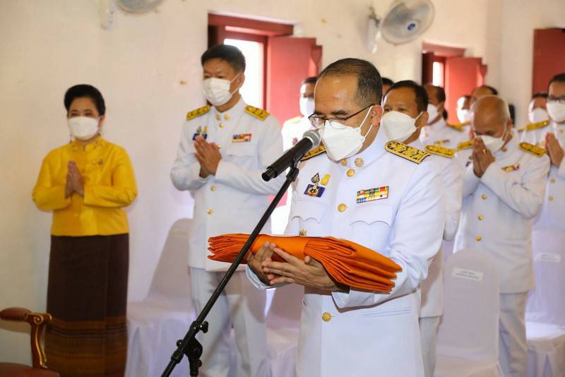 พช.ลำปาง ร่วมพิธีถวายผ้าพระกฐินพระราชทานกรมการพัฒนาชุมชน ประจำปีพุทธศักราช 2564