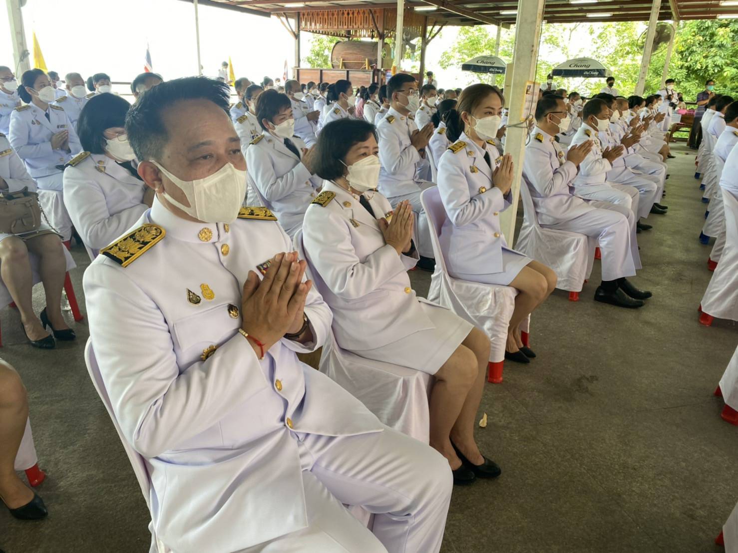 พช.ลำปาง ร่วมพิธีถวายผ้าพระกฐินพระราชทานกรมการพัฒนาชุมชน ประจำปีพุทธศักราช 2564