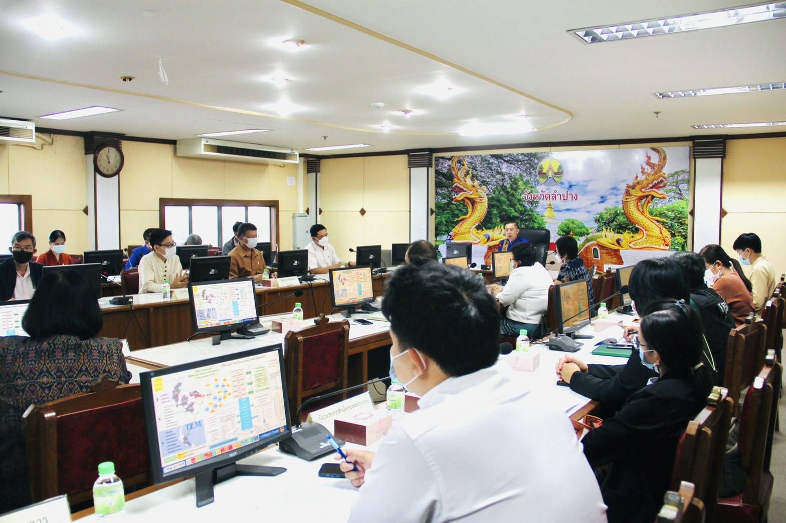 พช. ลำปาง เข้าร่วมการประชุมเพื่อขับเคลื่อนแนวทางเขตพัฒนาเศรษฐกิจพอเพียง (SEDZ) ด้วยโมเดลเศรษฐกิจใหม่ (BCG Economy Model ) จังหวัดลำปาง