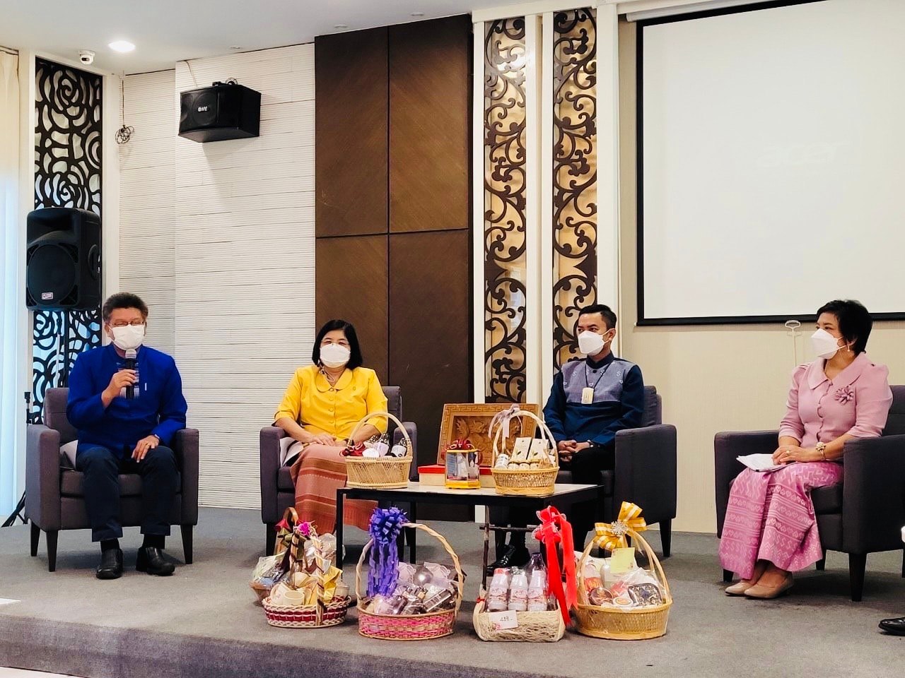 พช.ลำปาง  ร่วมแถลงข่าวนิทรรศการในงานฤดูหนาวและของดีนครลำปาง ประจำปี 2565