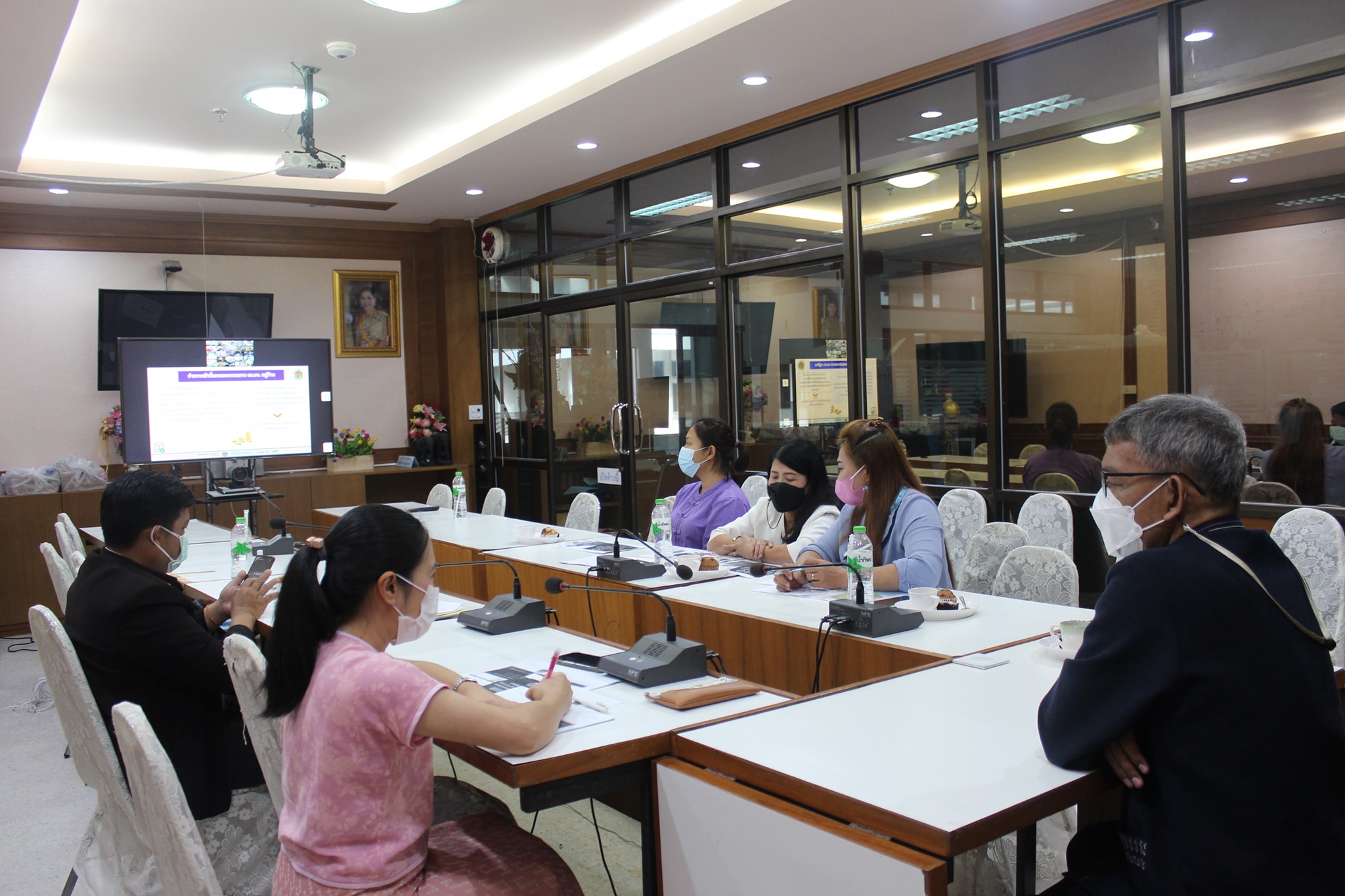 พช.ลำปาง  ร่วมประชุมเพิ่มศักยภาพกลไกการขับเคลื่อนกองทุนชุมชนตามหลักธรรมาภิบาล ผ่านระบบการประชุมทางไกล ( Video Conference)
