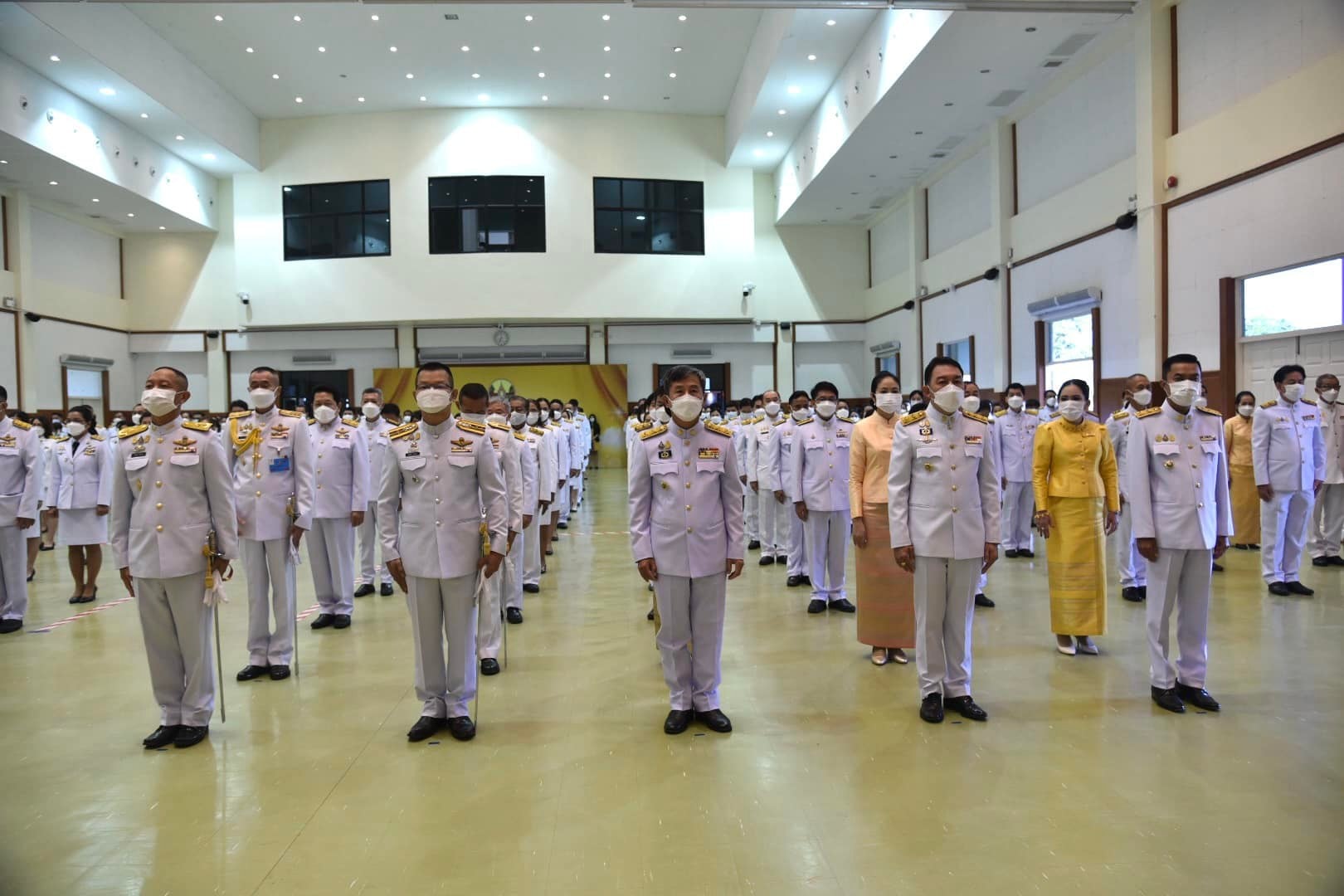 พช.ลำปาง  ร่วมพิธีทำบุญตักบาตรถวายพระราชกุศล พิธีวางพานพุ่มและพิธีถวายบังคม น้อมรำลึกในพระมหากรุณาธิคุณ เนื่องในวันคล้ายวันพระบรมราชสมภพ พระบาทสมเด็จ พระบรมชนกาธิเบศร มหาภูมิพลอดุลยเดชมหาราช บรมนาถบพิตร วันชาติ และวันพ่อแห่งชาติ 5 ธันวาคม 2564