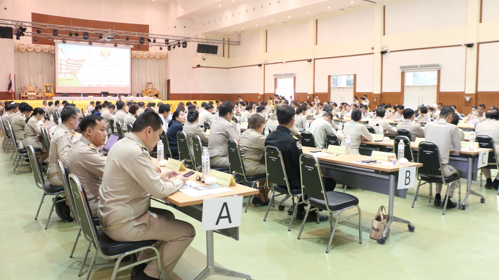 พช.ลำปาง เข้าร่วมการประชุมคณะกรมการจังหวัดและหัวหน้าส่วนราชการจังหวัดลำปาง ครั้งที่ 3/2568