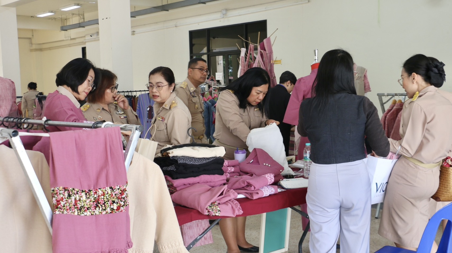 พช.ลำปาง จัดกิจกรรมกาดนัดชุมชนคนลำปาง @ ศาลากลางจังหวัดลำปาง ครั้งที่ 78