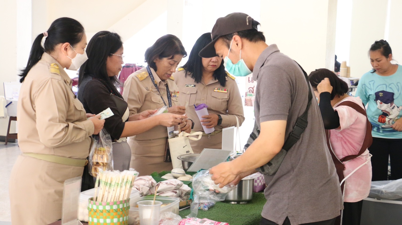 พช.ลำปาง จัดกิจกรรมกาดนัดชุมชนคนลำปาง @ ศาลากลางจังหวัดลำปาง ครั้งที่ 78