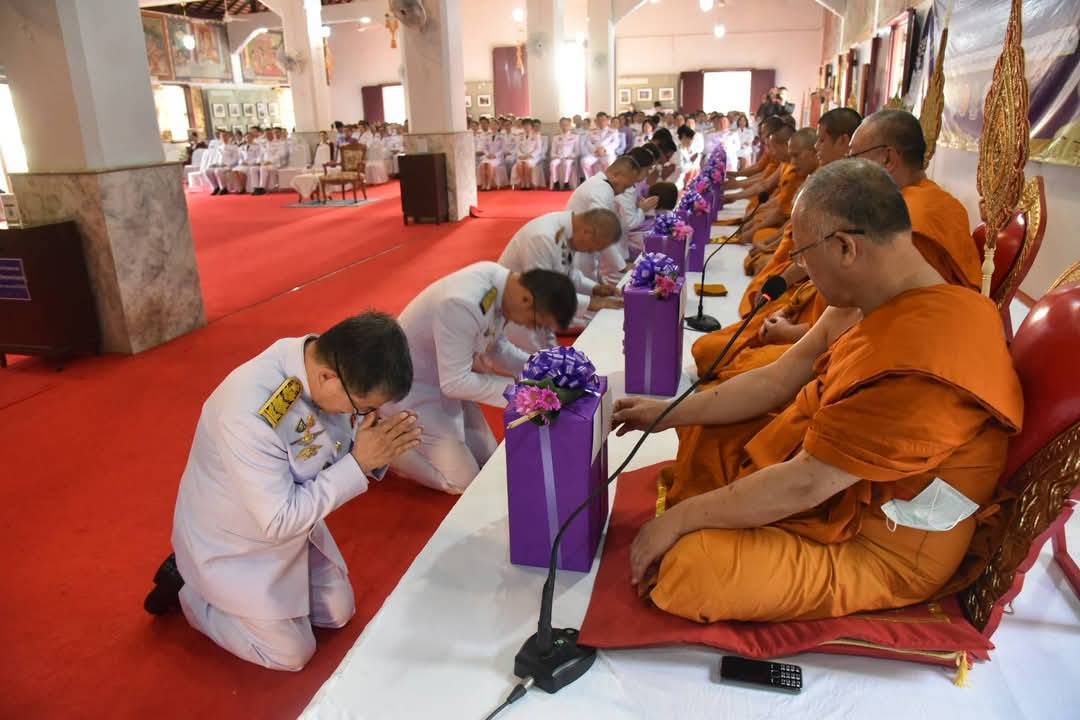 พช.ลำปาง ร่วมพิธีเจริญพระพุทธมนต์ถวายพระราชกุศลเฉลิมพระเกียรติ สมเด็จพระกนิษฐาธิราชเจ้า กรมสมเด็จพระเทพรัตนราชสุดาฯ สยามบรมราชกุมารี เนื่องในโอกาสวันคล้ายวันพระราชสมภพ 2 เมษายน