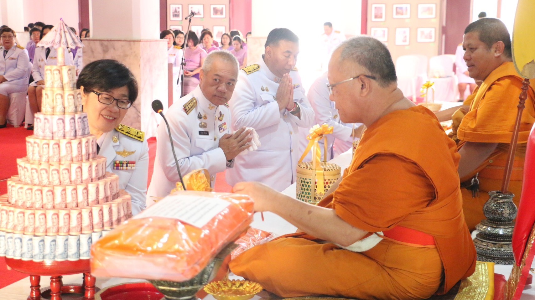 พช.ลำปาง จัดพิธีทอดผ้าป่ากองทุนพัฒนาเด็กชนบท ในพระราชูปถัมภ์ สมเด็จพระเทพรัตนราชสุดา ฯ สยามบรมราชกุมารี ประจำปี 2568
