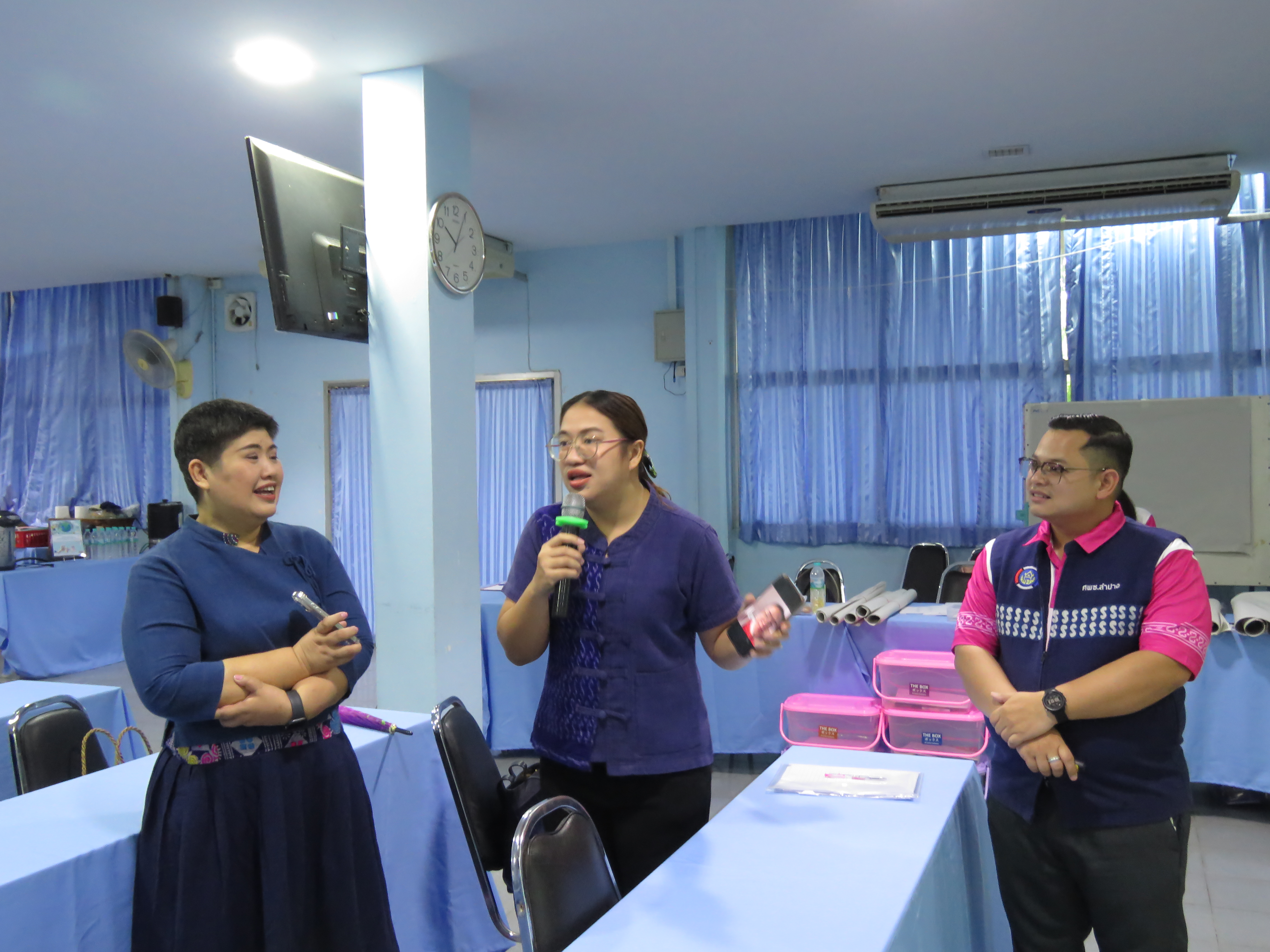 พช.ลำปาง ดำเนินโครงการมักม่วน ชวนมา Joy (Service Mind Mobile Leaning) สำนักงานพัฒนาชุมชนจังหวัดลำปาง ภายใต้โครงการศูนย์ศึกษาและพัฒนาชุมชนลำปาง 3 ต : ต้อง เติม เต็ม