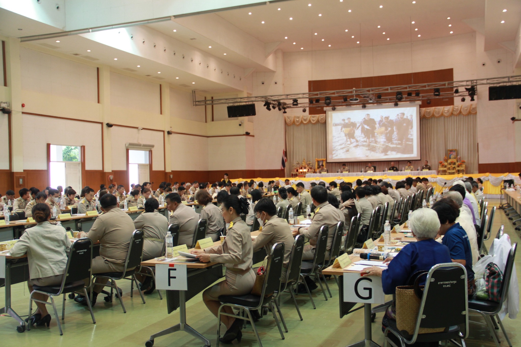 พช.ลำปาง : ร่วมประชุมคณะกรมการจังหวัดและหัวหน้าส่วนราชการจังหวัดลำปาง ครั้งที่ 5/2568