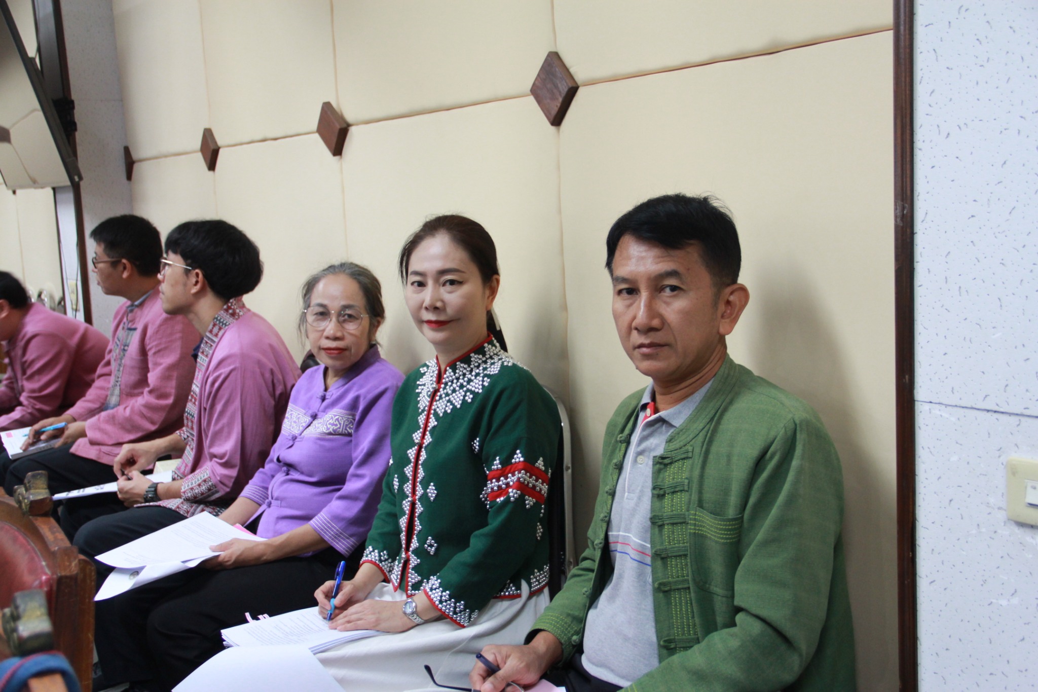 จังหวัดลำปาง : จัดประชุมคณะทำงานบริหารการจัดเก็บข้อมูลความจำเป็นพื้นฐาน (จปฐ.) เพื่อรับรองคุณภาพข้อมูล จปฐ. ประจำปีงบประมาณ พ.ศ. 2568 เพื่อยกระดับคุณภาพชีวิตของประชาชน
