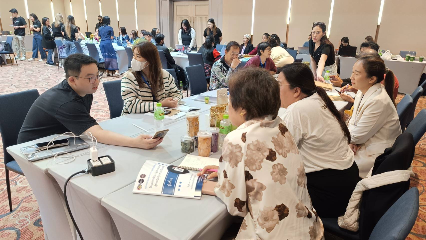 พช.ลำปาง ร่วมปลุก Passion ผู้ประกอบการ สานสัมพันธ์ TikTok เดินหน้า upskill การตลาดออนไลน์สู่การเป็นนักขายมืออาชีพ