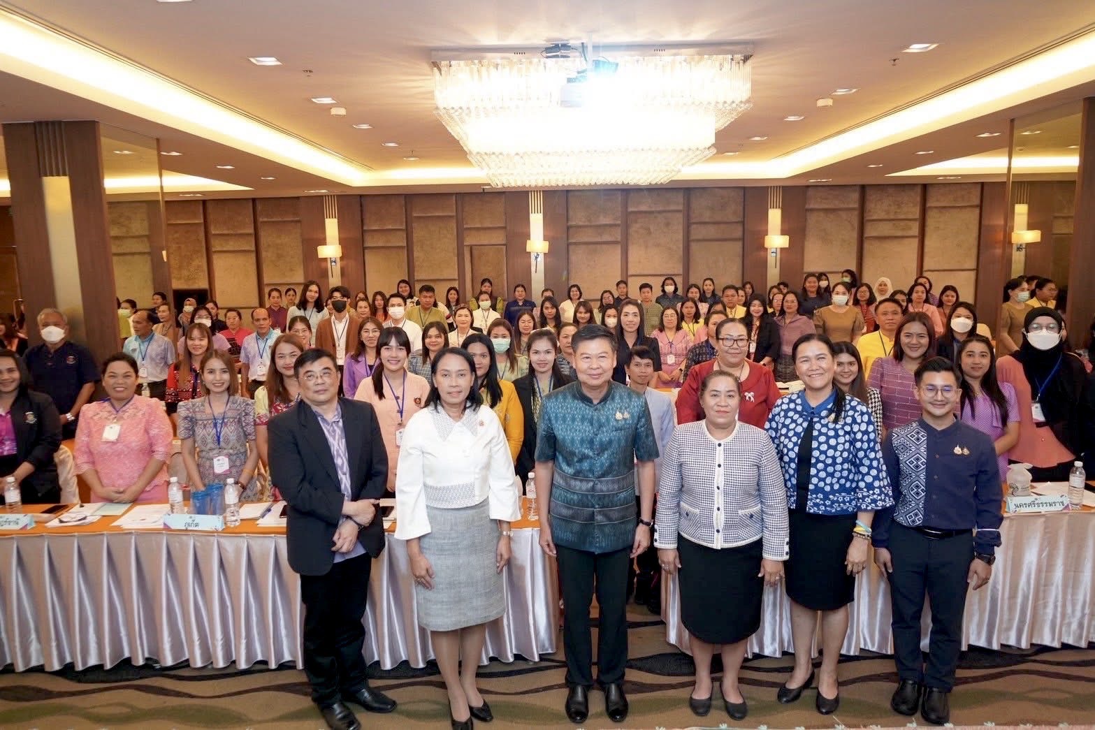 พช.ลำปาง ร่วมโครงการประชุมเชิงปฏิบัติการผู้ปฏิบัติงานด้านการเงินและบัญชีกองทุนพัฒนาบทบาทสตรี เสริมศักยภาพบุคลากรด้านการเงินและบัญชี หนุนการบริหารกองทุนพัฒนาบทบาทสตรีอย่างโปร่งใสและมีประสิทธิภาพ
