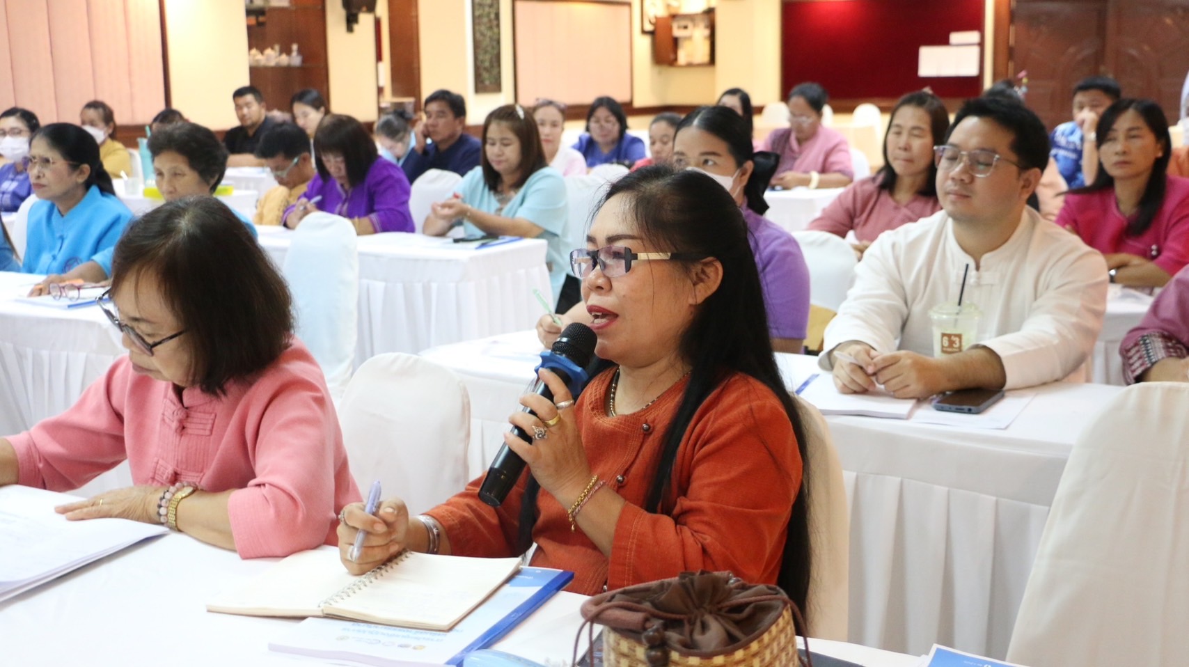 พช.ลำปาง จัดการประชุมเชิงปฏิบัติการเสริมสร้างธรรมาภิบาลกลุ่มออมทรัพย์เพื่อการผลิต