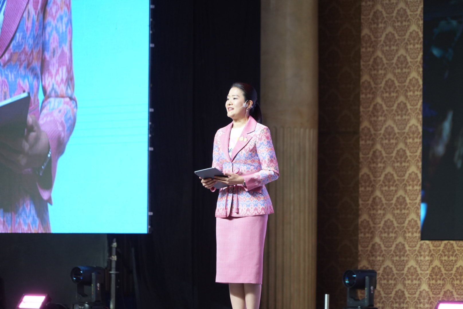 พช.ลำปาง ร่วมโครงการ “พลังสตรีเพื่อการพัฒนา เสริมสร้างโอกาส สร้างอนาคต”