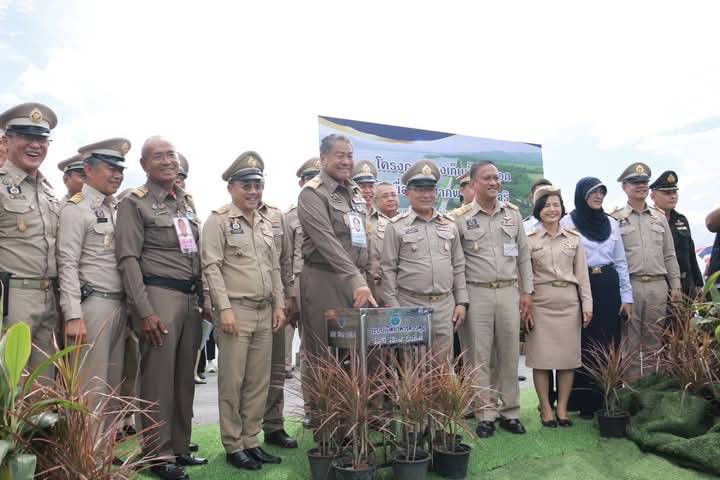 จังหวัดลำปาง ร่วมให้การต้อนรับองคมนตรี ติดตามผลการดำเนินงานโครงการพัฒนาแหล่งน้ำอันเนื่องมาจากพระราชดำริ ในพระบาทสมเด็จพระเจ้าอยู่หัว พื้นที่จังหวัดลำปาง