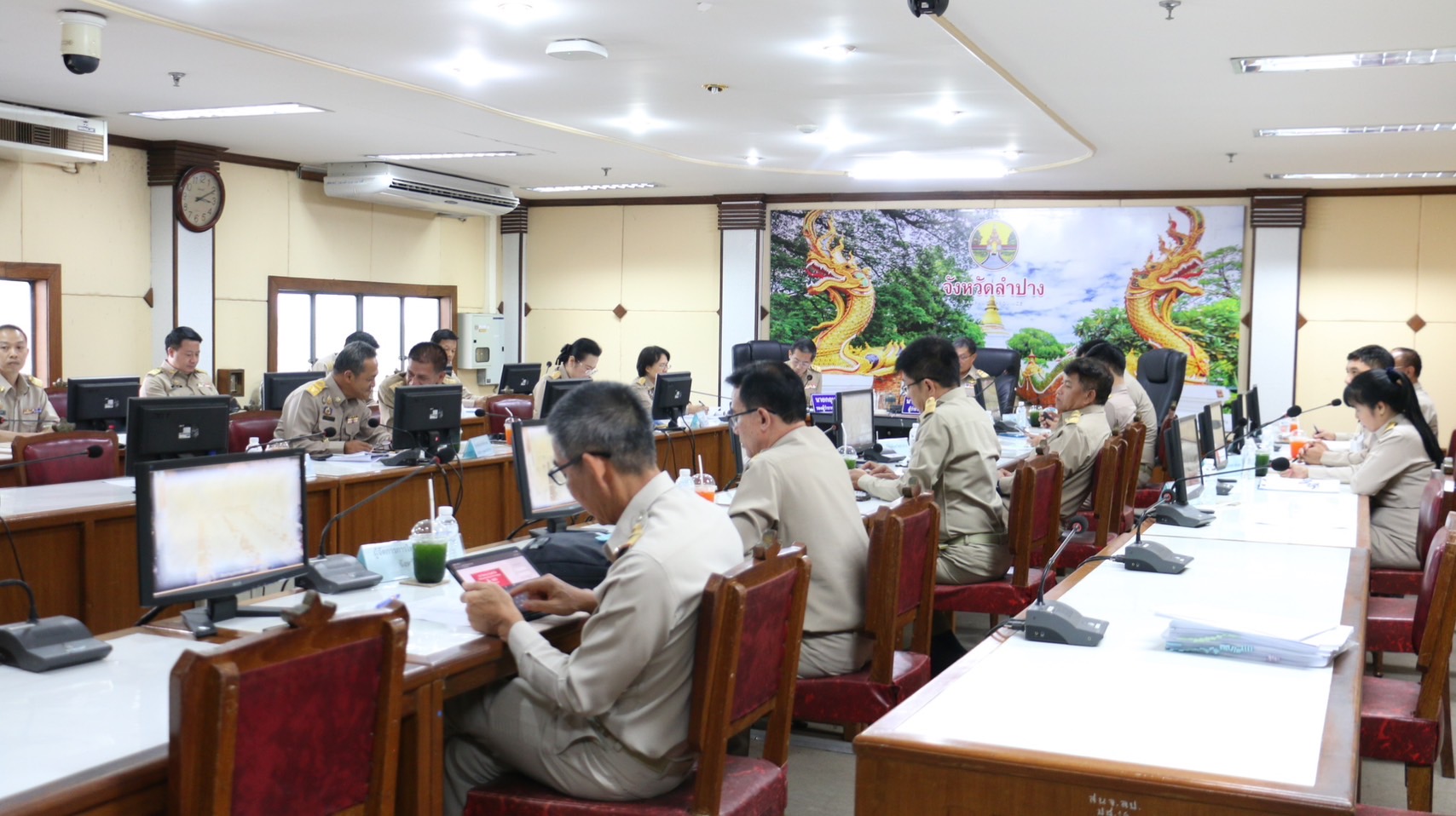 พช.ลำปาง เข้าร่วมการประชุมติดตามนโยบายของรัฐบาล และภารกิจสำคัญของกระทรวงมหาดไทย