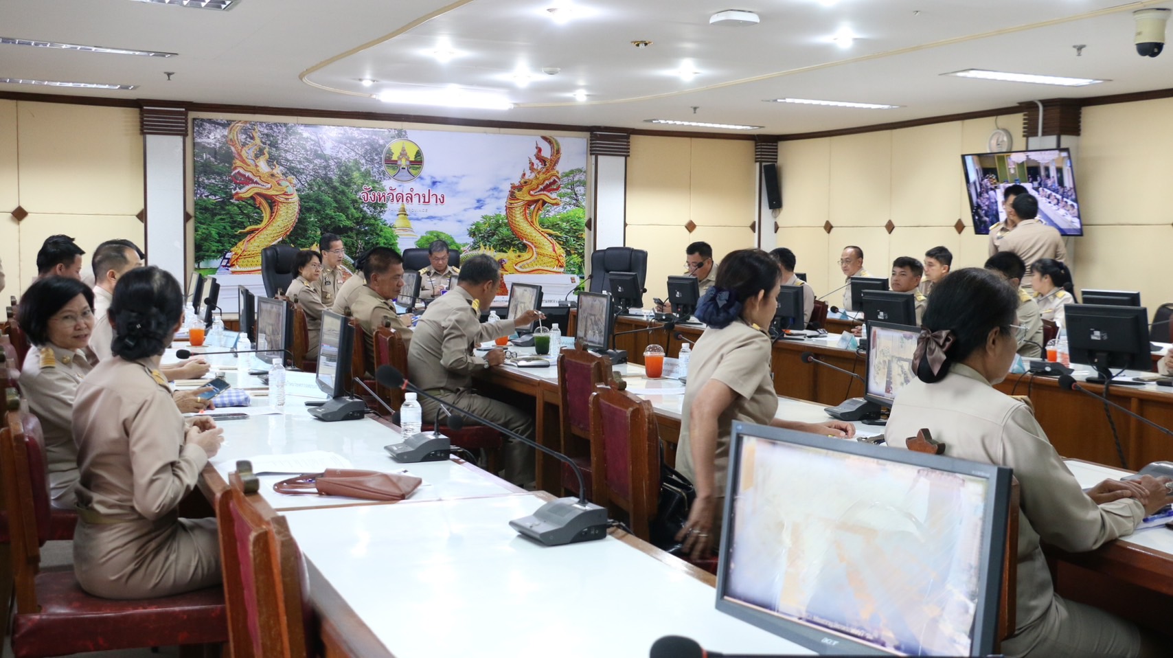 พช.ลำปาง เข้าร่วมการประชุมติดตามนโยบายของรัฐบาล และภารกิจสำคัญของกระทรวงมหาดไทย