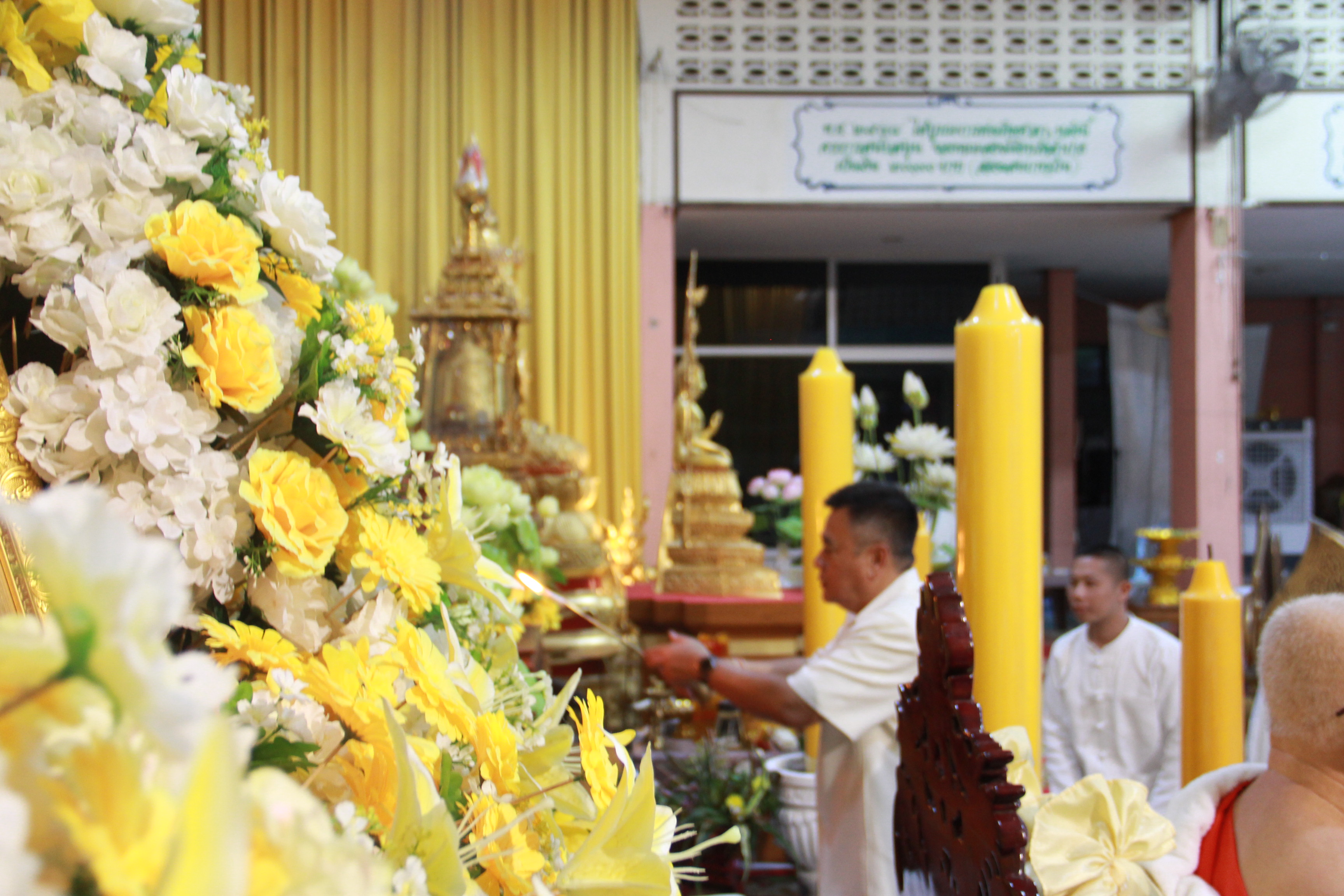 พช.ลำปาง ร่วมพิธีแสดงตนเป็นพุทธมามกะ และพิธีเวียนเทียน เนื่องในเทศกาลวันอาสาฬหบูชาและวันเข้าพรรษา พุทธศักราช 2568