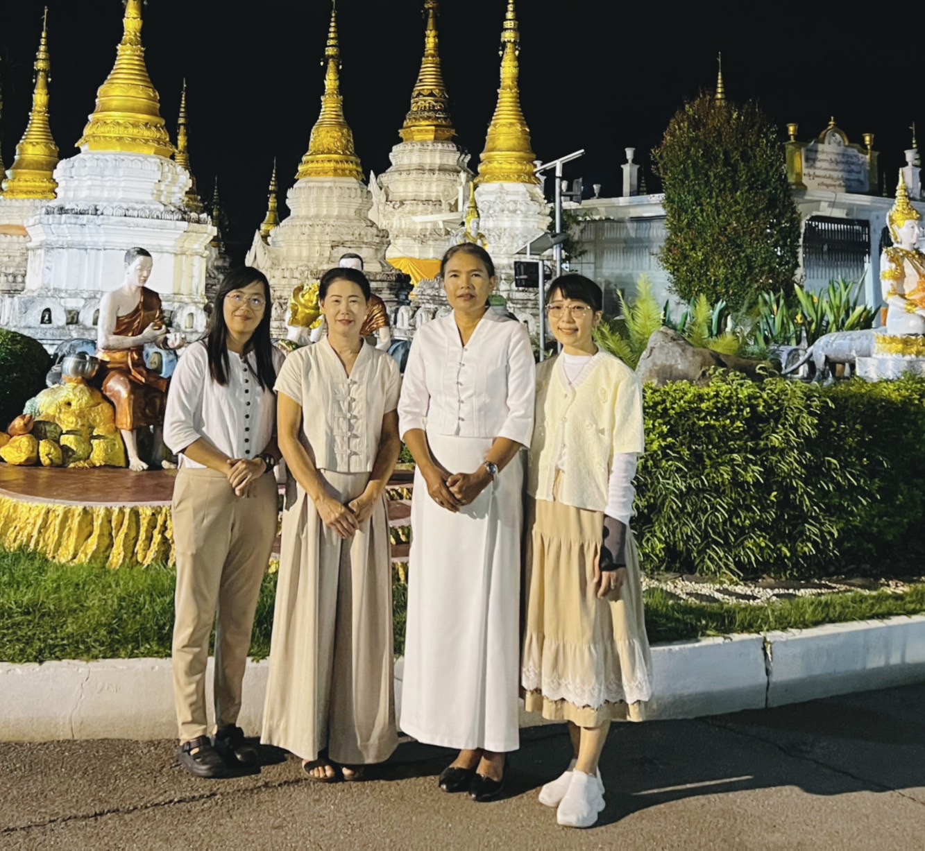 พช.ลำปาง ร่วมพิธีแสดงตนเป็นพุทธมามกะ และพิธีเวียนเทียน เนื่องในเทศกาลวันอาสาฬหบูชาและวันเข้าพรรษา พุทธศักราช 2568
