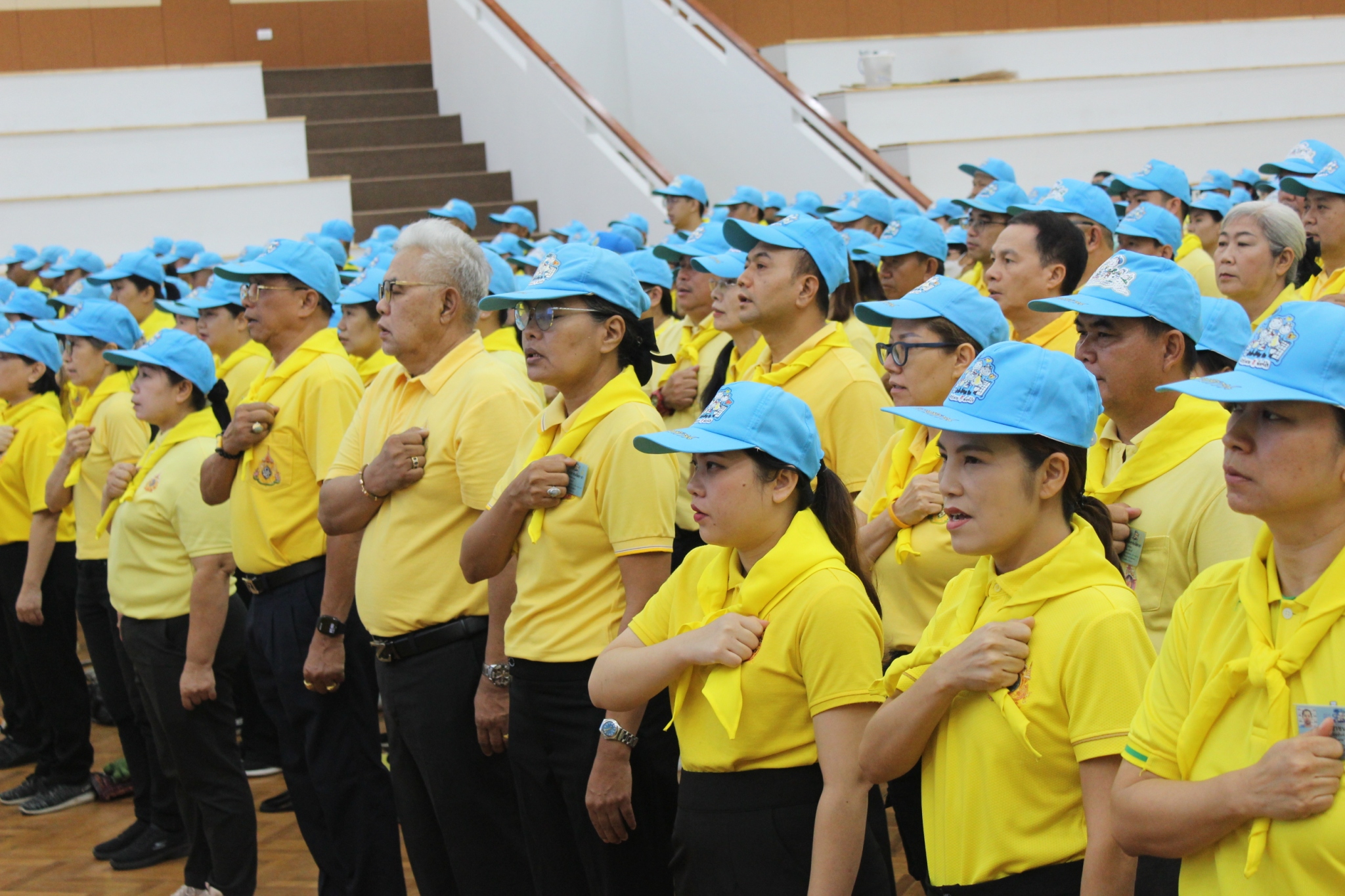 พช.ลำปาง ร่วมกิจกรรมจิตอาสาพัฒนา ถวายเป็นพระราชกุศล เนื่องในวันเฉลิมพระชนมพรรษาพระบาทสมเด็จพระเจ้าอยู่หัว