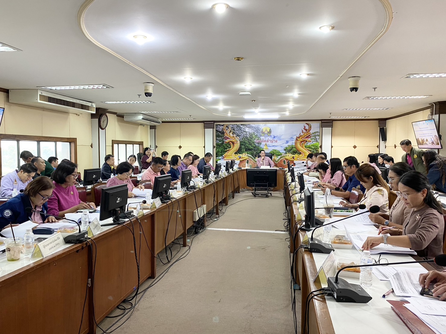พช.ลำปาง ร่วมประชุมกลั่นกรองโครงการตามแผนปฏิบัติราชการประจำปีของจังหวัดลำปาง ประจำปีงบประมาณ พ.ศ. 2570