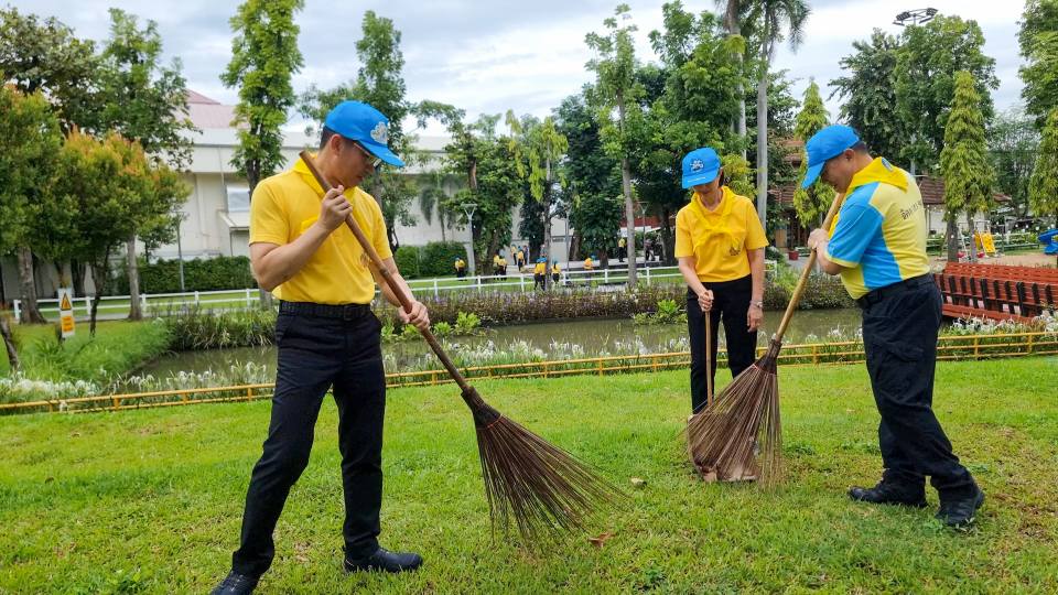 พช.ลำปาง ร่วมกิจกรรมจิตอาสาพัฒนา ถวายเป็นพระราชกุศล เนื่องในวันเฉลิมพระชนมพรรษาพระบาทสมเด็จพระเจ้าอยู่หัว