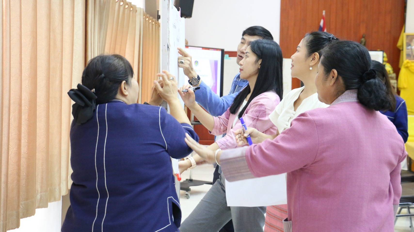 พช.ลำปาง จัดประชุมเชิงปฏิบัติการจัดทำแผนพัฒนาชุมชนเชิงพื้นที่แบบบรูณาการ ประจำปีงบประมาณ พ.ศ. 2568