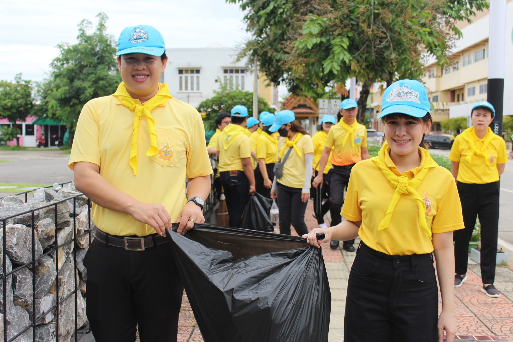 พช.ลำปาง ร่วมกิจกรรมจิตอาสาพัฒนา ถวายเป็นพระราชกุศล เนื่องในวันเฉลิมพระชนมพรรษาพระบาทสมเด็จพระเจ้าอยู่หัว