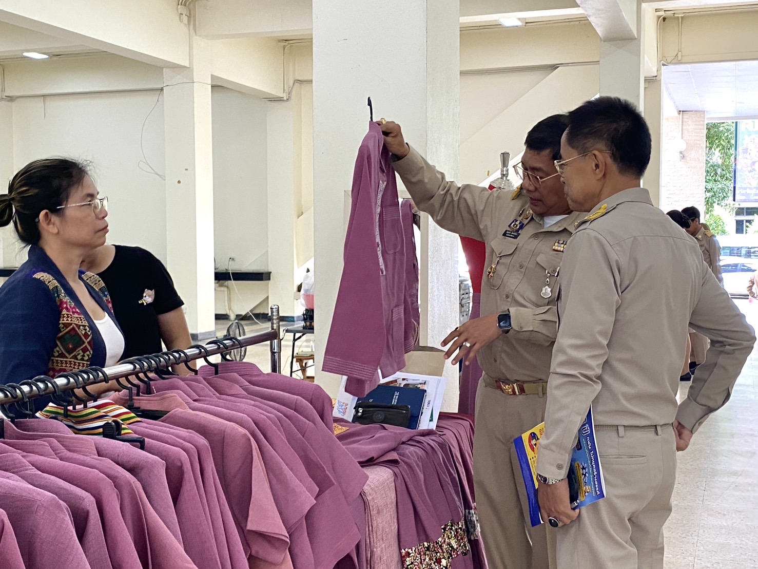 พช.ลำปาง จัดกิจกรรมกาดนัดชุมชนคนลำปาง @ ศาลากลางจังหวัดลำปาง ครั้งที่ 81