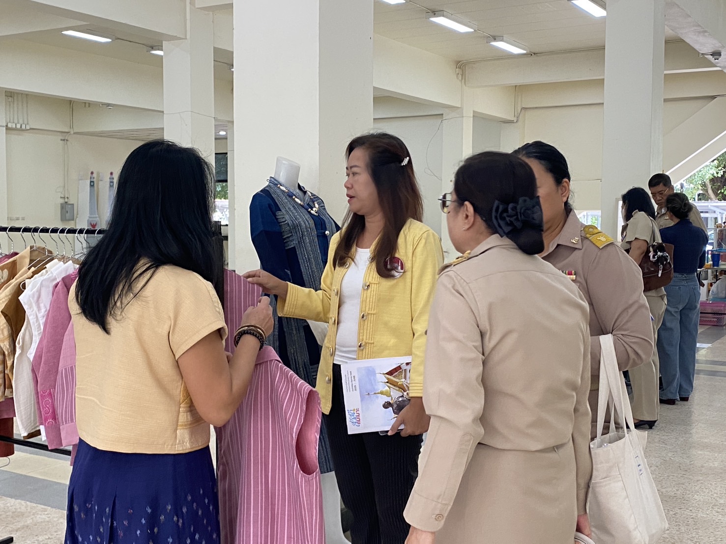 พช.ลำปาง จัดกิจกรรมกาดนัดชุมชนคนลำปาง @ ศาลากลางจังหวัดลำปาง ครั้งที่ 81