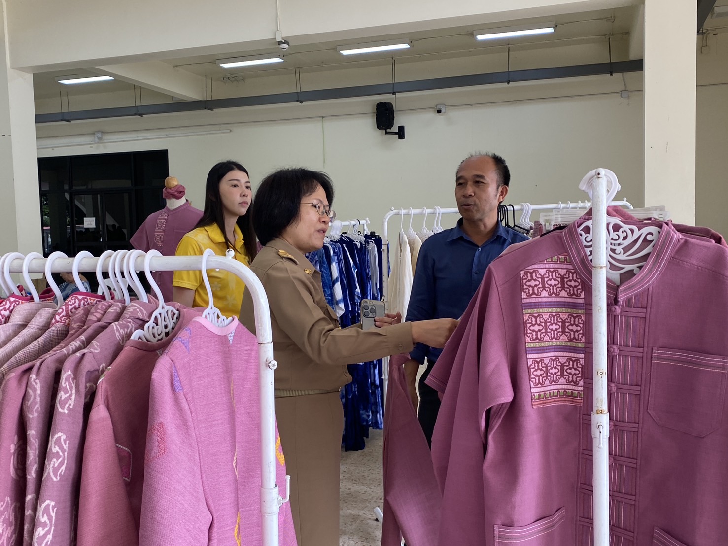 พช.ลำปาง จัดกิจกรรมกาดนัดชุมชนคนลำปาง @ ศาลากลางจังหวัดลำปาง ครั้งที่ 81