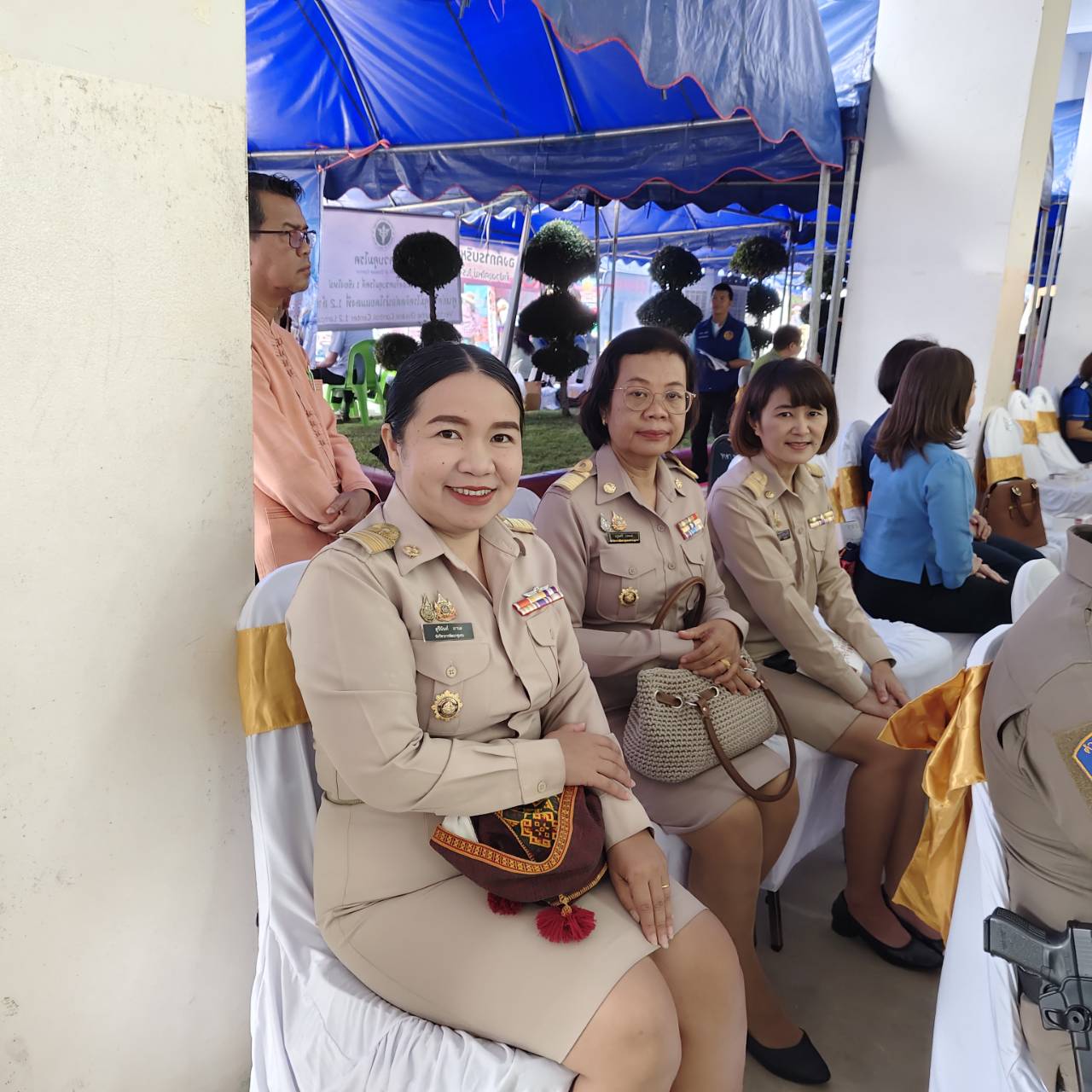พช.ลำปาง ร่วมกิจกรรมหน่วยแพทย์เคลื่อนที่ พอ.สว. และหน่วยทันตกรรมเคลื่อนที่ เพื่อประชาชนด้อยโอกาส บูรณาการร่วมกับโครงการจังหวัดลำปางเคลื่อนที่ ประจำปีงบประมาณ พ.ศ. 2568 พื้นที่ อ.เสริมงาม จ.ลำปาง