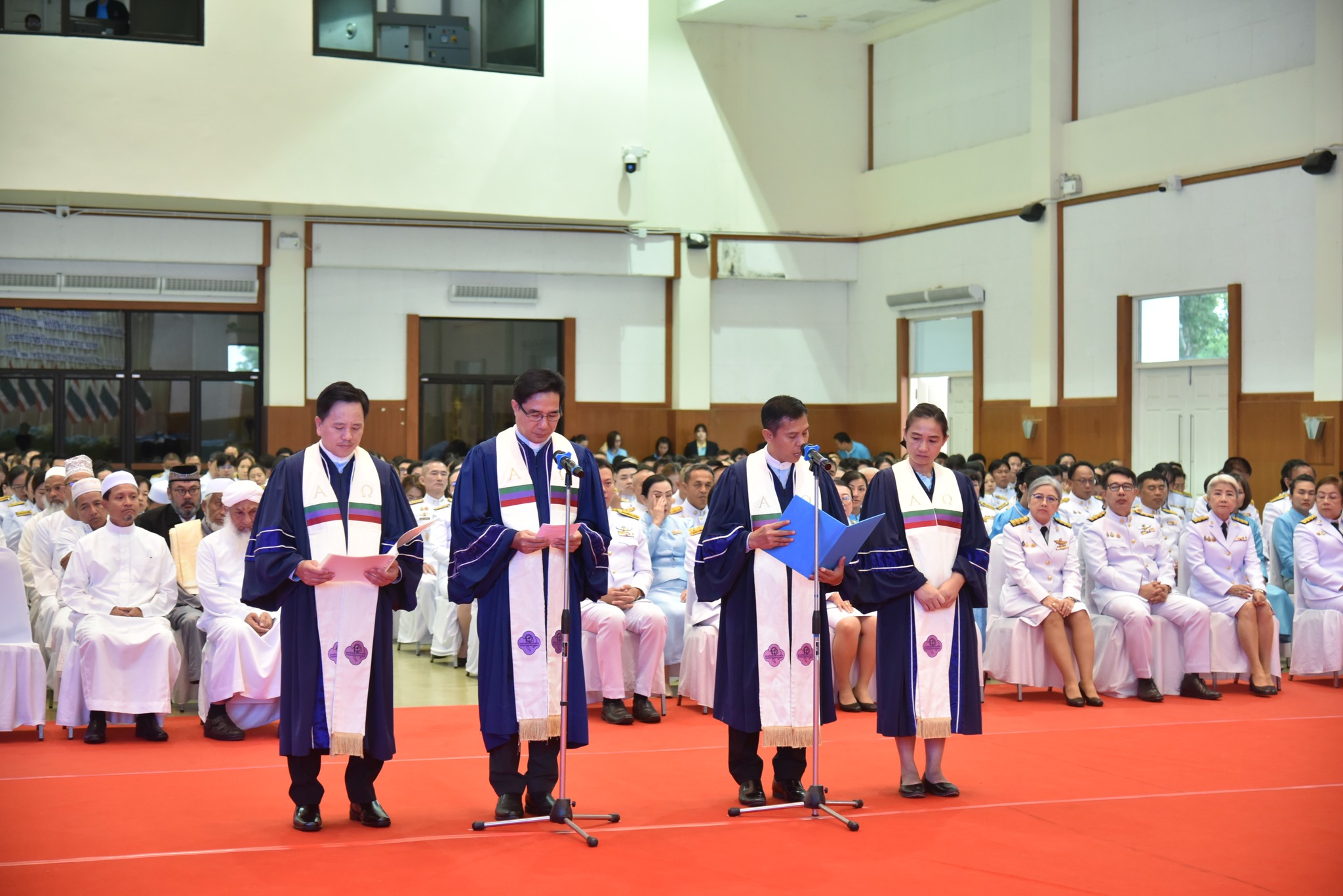 พช.ลำปาง ร่วมพิธีเจริญพระพุทธมนต์และทำบุญตักบาตรถวายพระราชกุศล และพิธี 5 ศาสนามหามงคล เฉลิมพระเกียรติสมเด็จพระนางเจ้าสิริกิติ์ พระบรมราชินีนาถ พระบรมราชชนนีพันปีหลวง เนื่องในโอกาสวันเฉลิมพระชนมพรรษา 12 สิงหาคม 2568