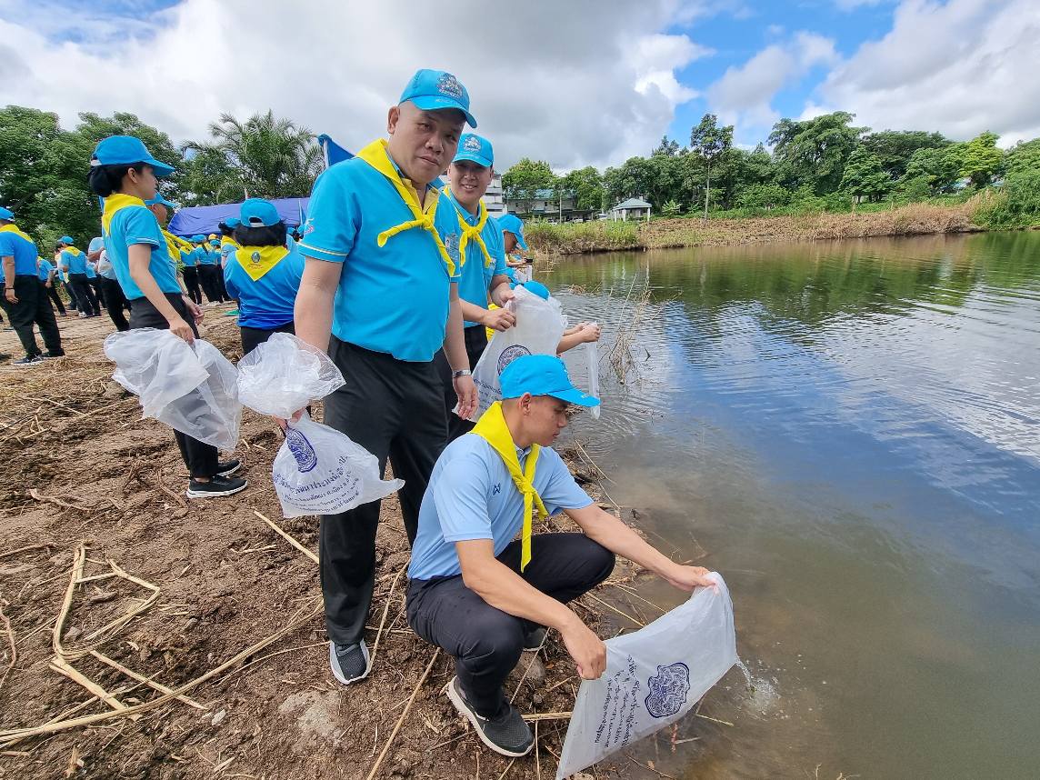 พช.ลำปาง ร่วมกิจกรรมจิตอาสา เนื่องในวันเฉลิมพระชนมพรรษา สมเด็จพระนางเจ้าสิริกิติ์ พระบรมราชินีนาถ พระบรมราชชนนีพันปีหลวง และวันแม่แห่งชาติ